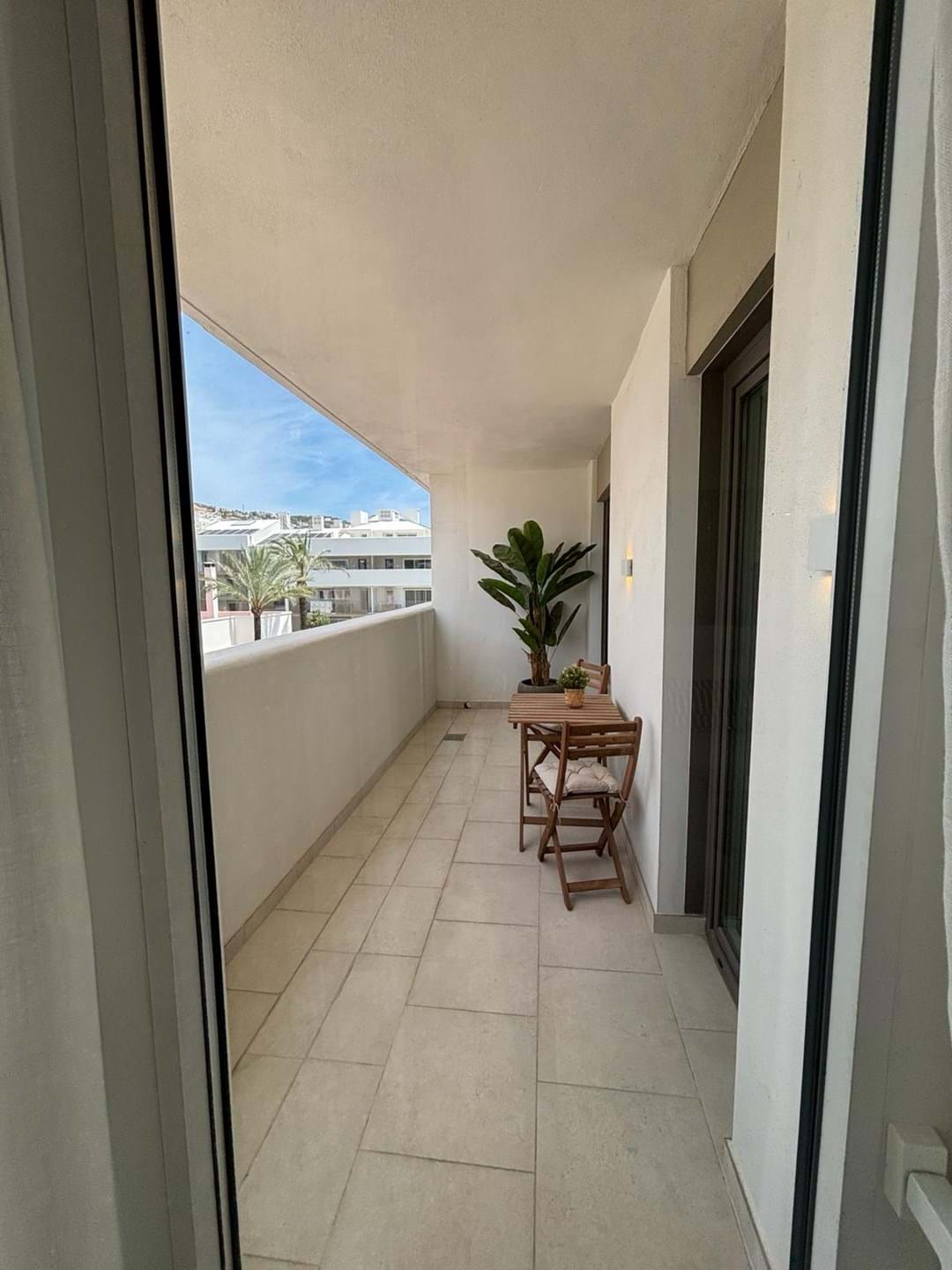 Hermoso apartamento de nueva construcción de 3 habitaciones en venta cerca del puerto en Jávea.