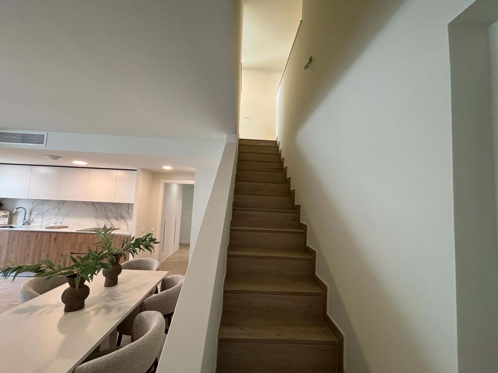 Hermoso apartamento de nueva construcción de 3 habitaciones en venta cerca del puerto en Jávea.