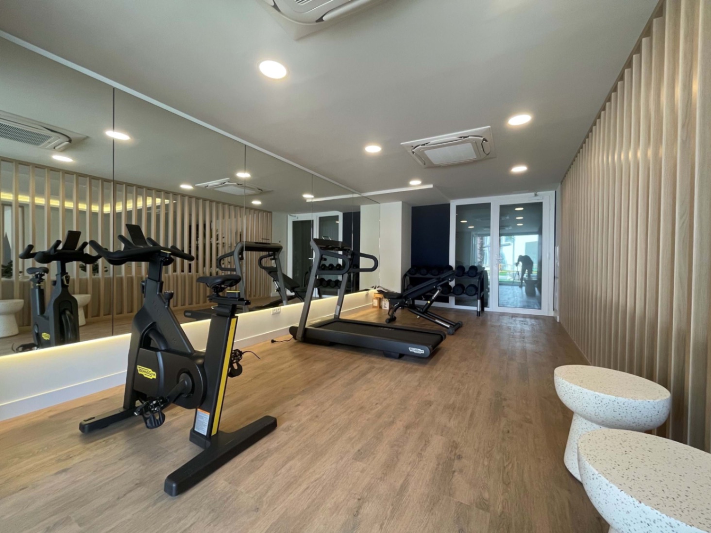 Hermoso apartamento de nueva construcción de 3 habitaciones en venta cerca del puerto en Jávea.