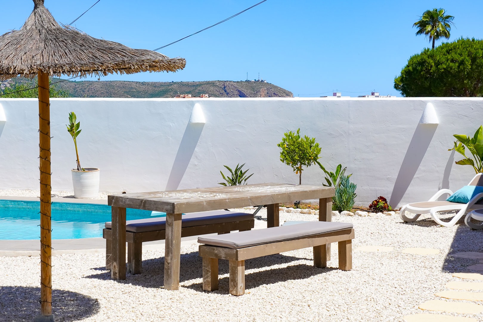 Ibicenco-stijl 6-slaapkamer villa te koop in Javea, dicht bij Arenal
