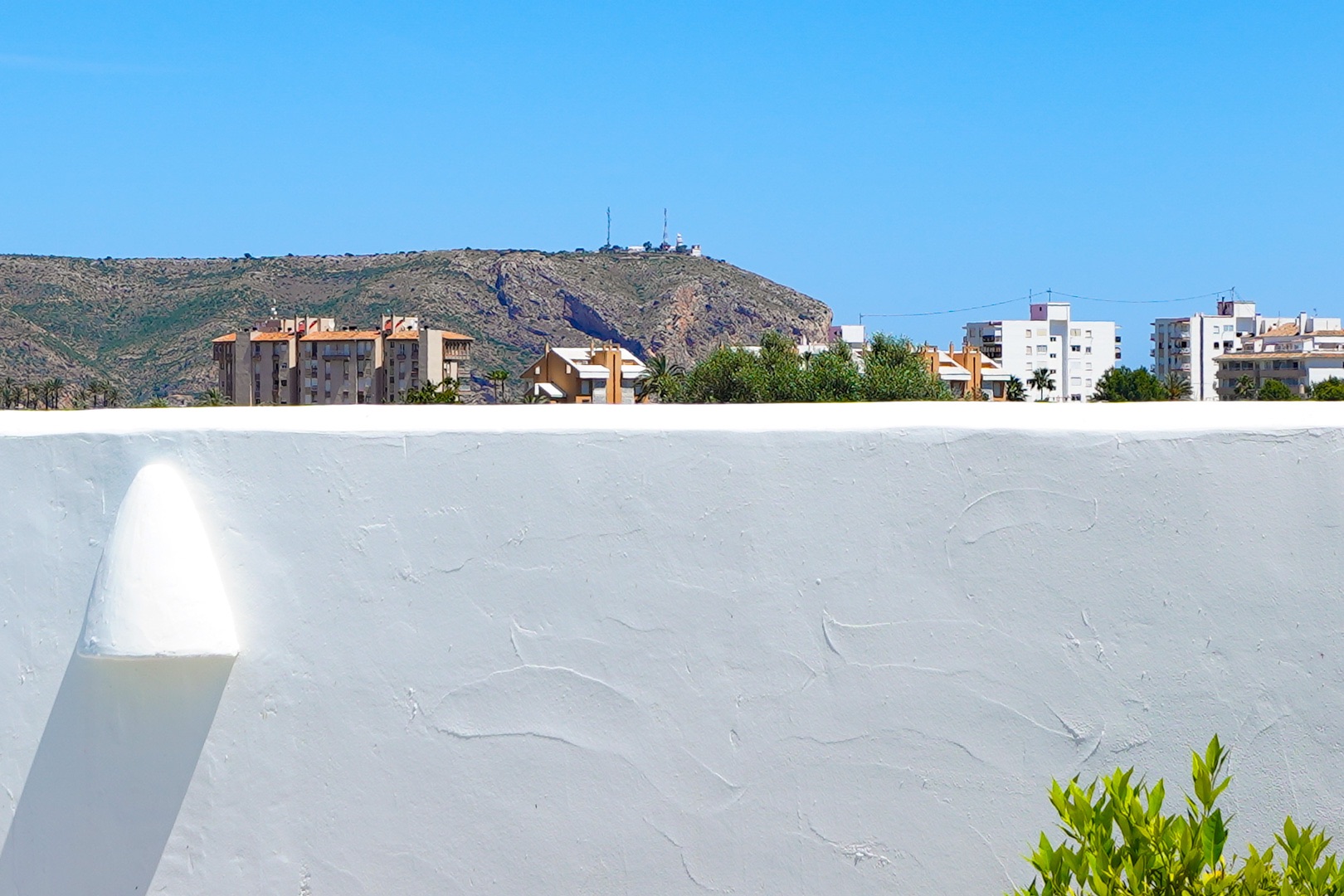Ibicenco-stijl 6-slaapkamer villa te koop in Javea, dicht bij Arenal