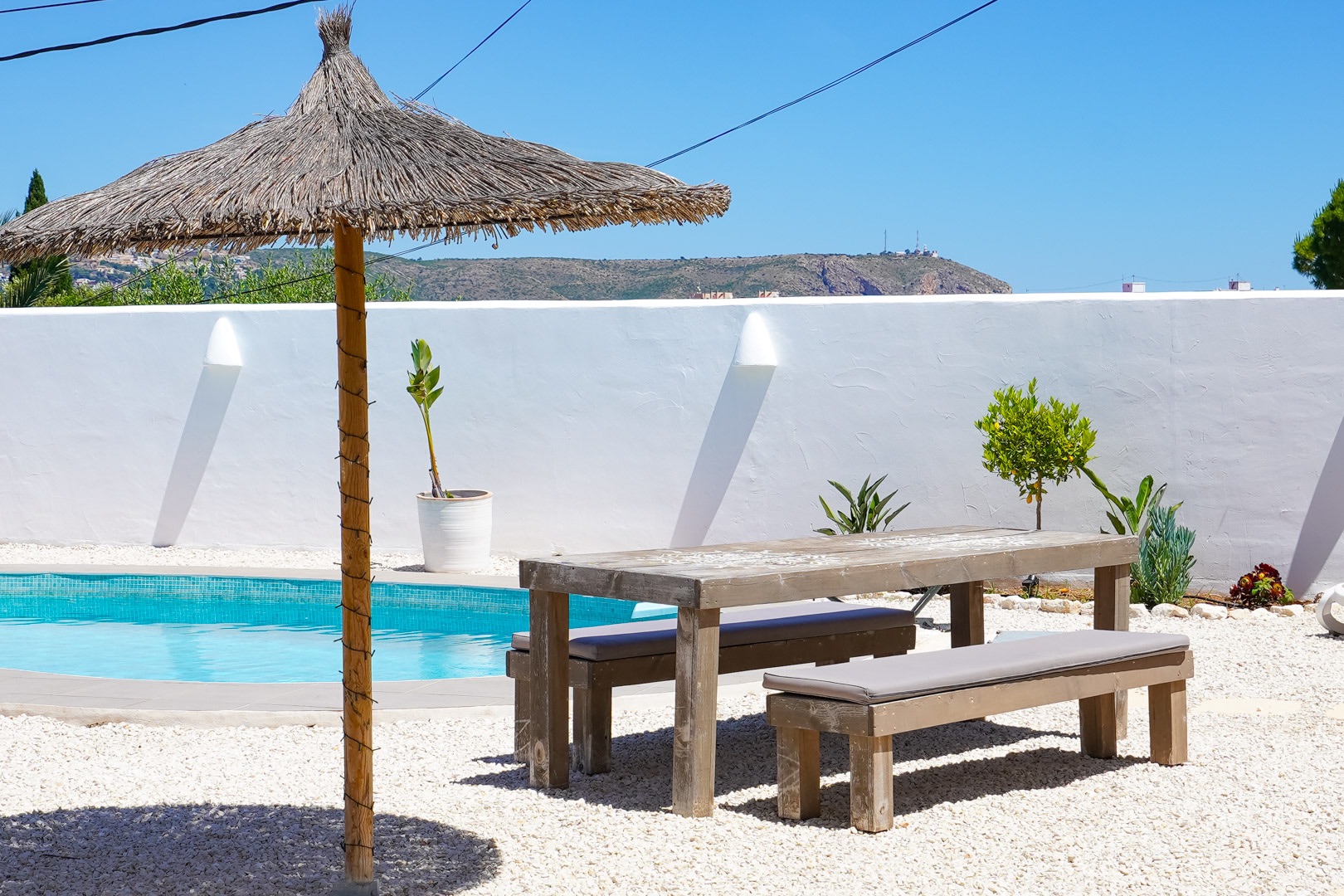 Ibicenco-stijl 6-slaapkamer villa te koop in Javea, dicht bij Arenal