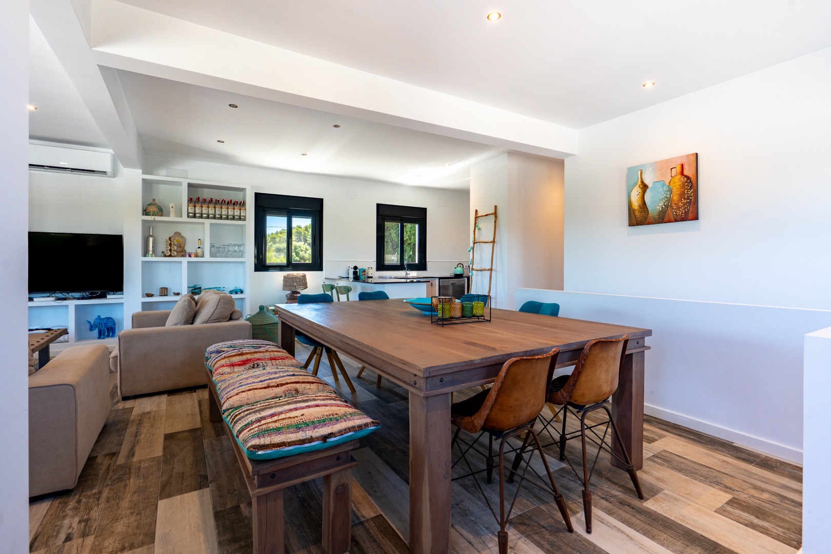 Ibicenco-stijl 6-slaapkamer villa te koop in Javea, dicht bij Arenal