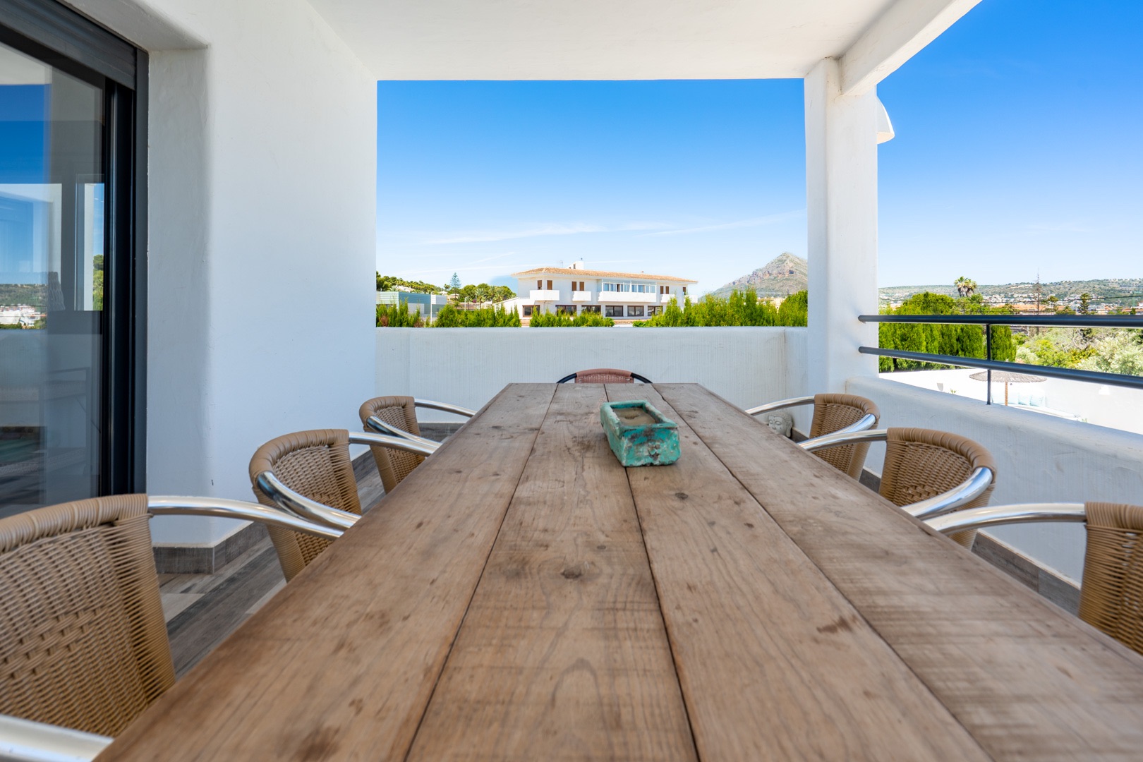 Ibicenco-stijl 6-slaapkamer villa te koop in Javea, dicht bij Arenal