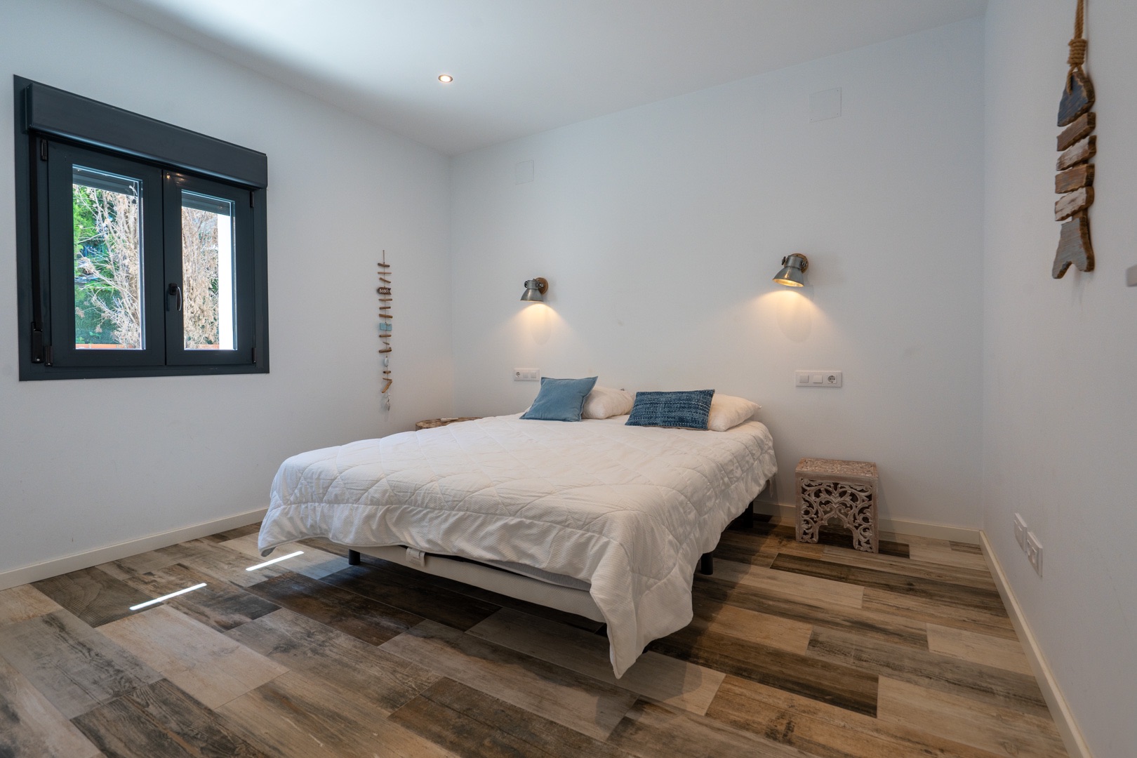Ibicenco-stijl 6-slaapkamer villa te koop in Javea, dicht bij Arenal