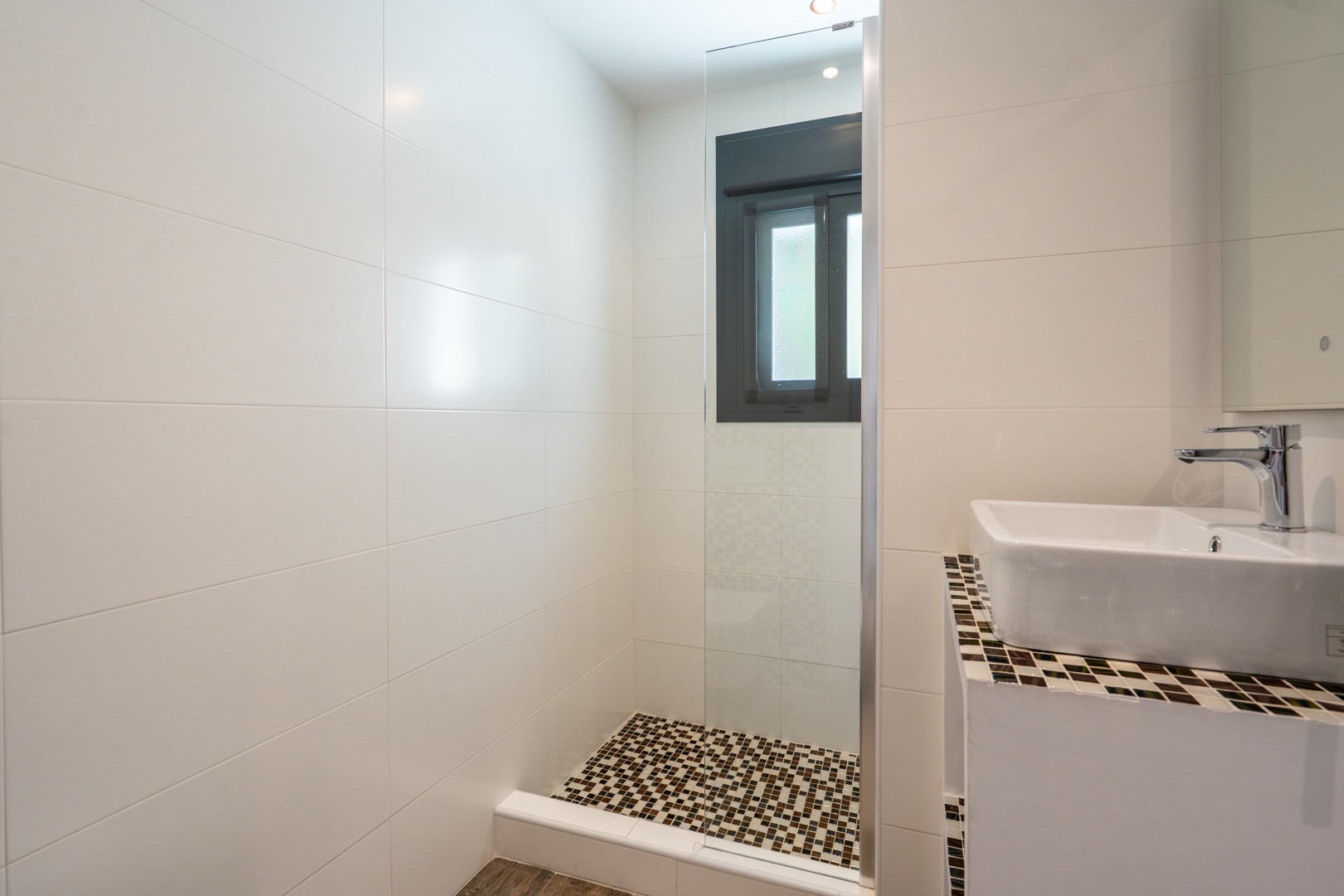 Ibicenco-stijl 6-slaapkamer villa te koop in Javea, dicht bij Arenal