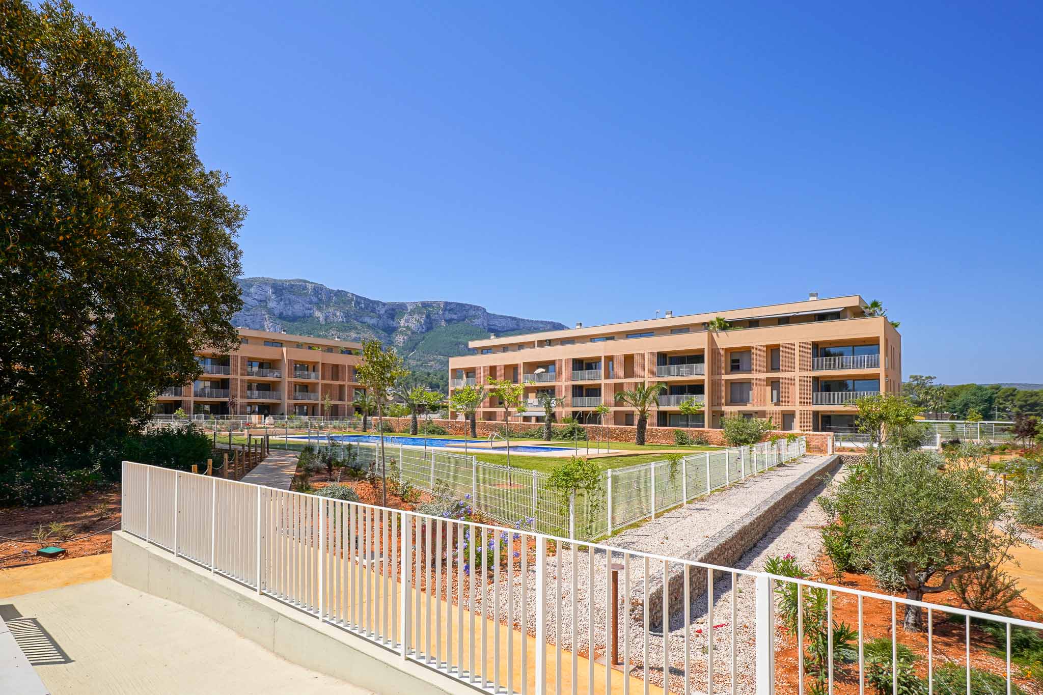 Neue 3-Zimmer-Wohnung zu verkaufen in Denia, in der Nähe der Marina.