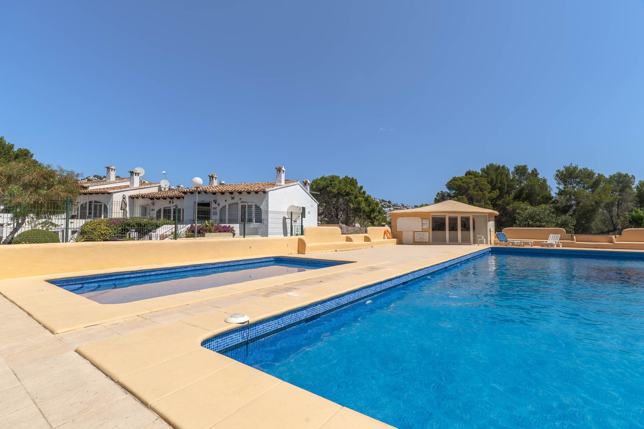 Charming 2 bed Townhouse for sale in Moraira Pinar de advocat