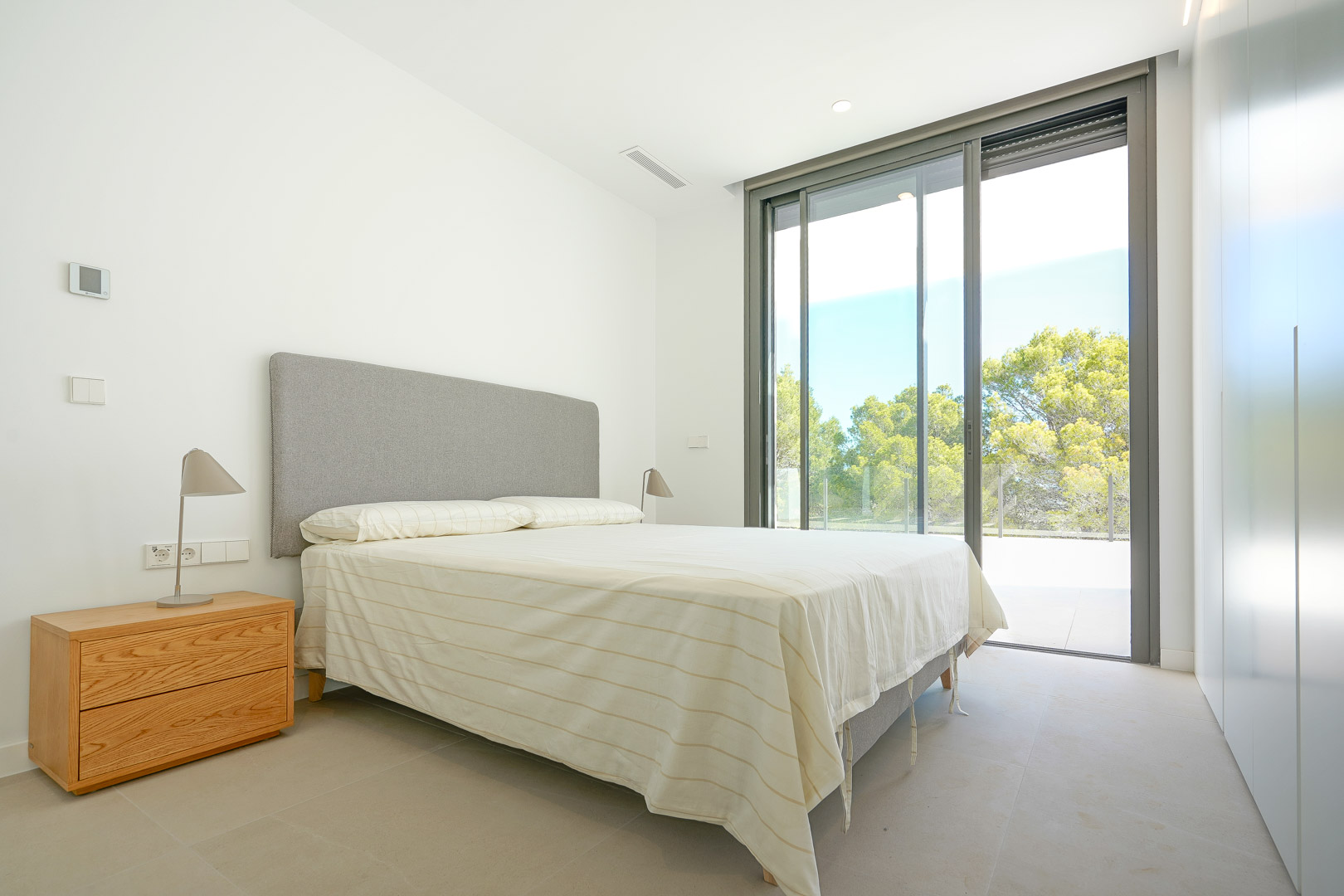 Wunderschöne 4-Zimmer-Villa mit Meerblick zu verkaufen in Moraira Benimeit