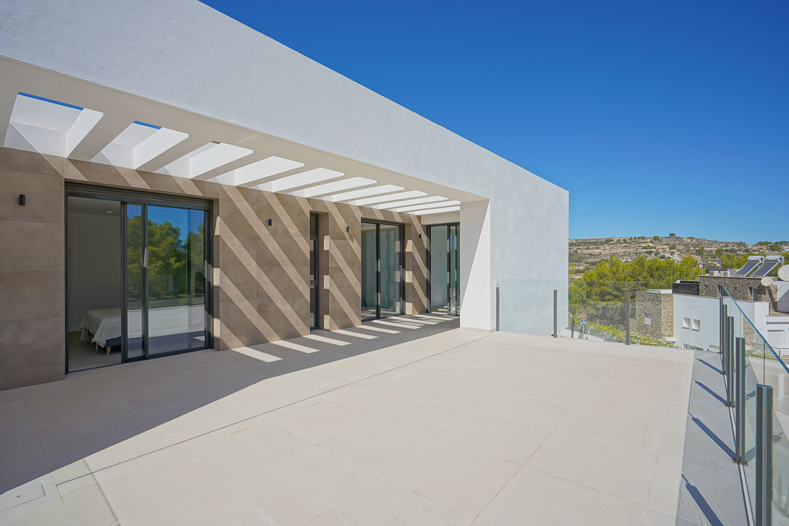 Wunderschöne 4-Zimmer-Villa mit Meerblick zu verkaufen in Moraira Benimeit