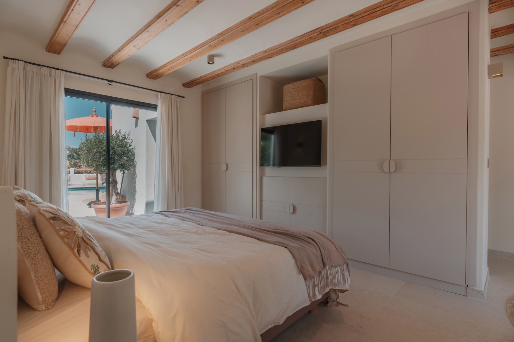 Luxury traditionnal 4 bed villa with Panoramic views for sale In Javea Arenal