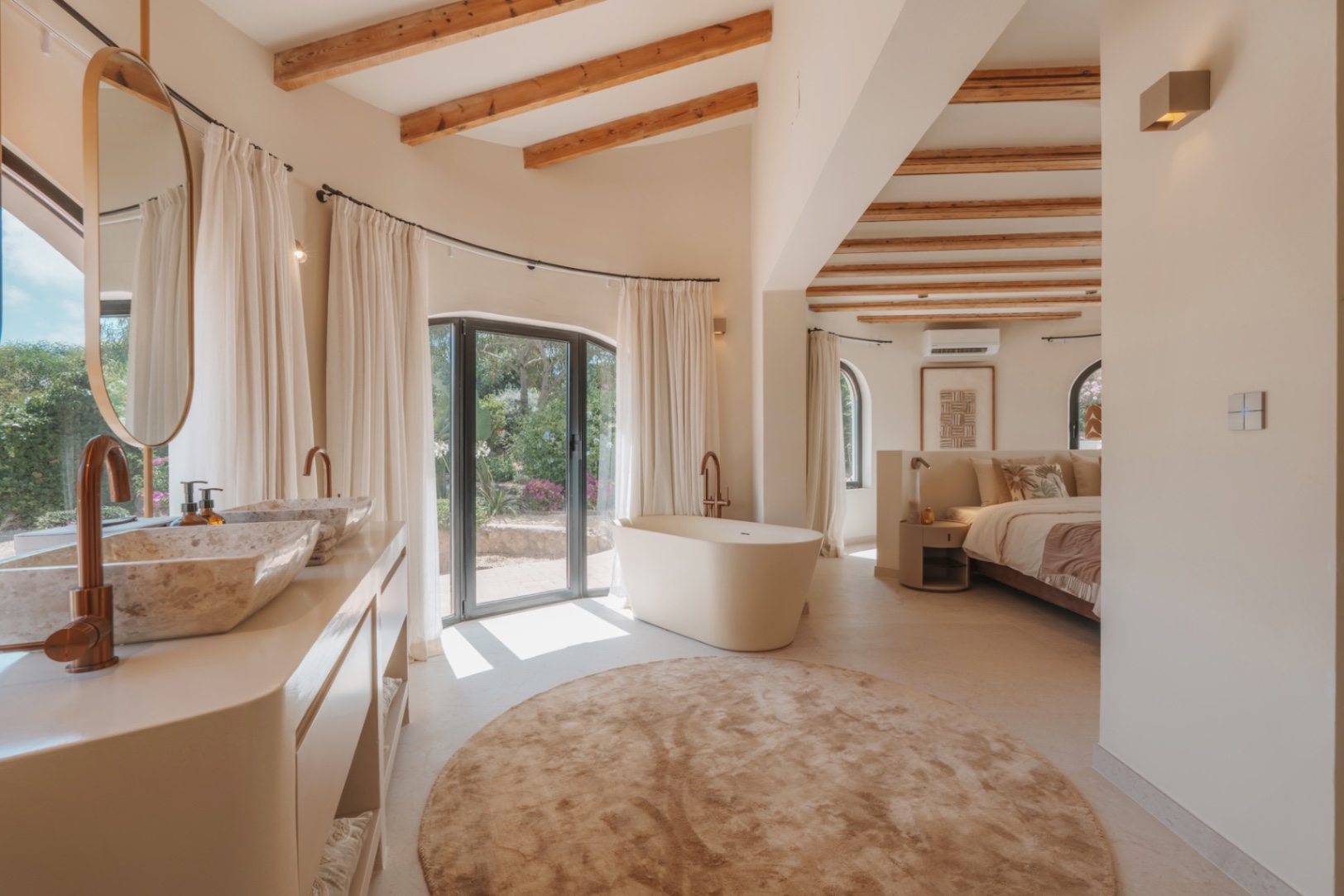 Luxury traditionnal 4 bed villa with Panoramic views for sale In Javea Arenal