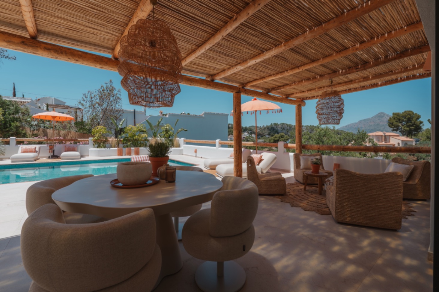 Luxury traditionnal 4 bed villa with Panoramic views for sale In Javea Arenal