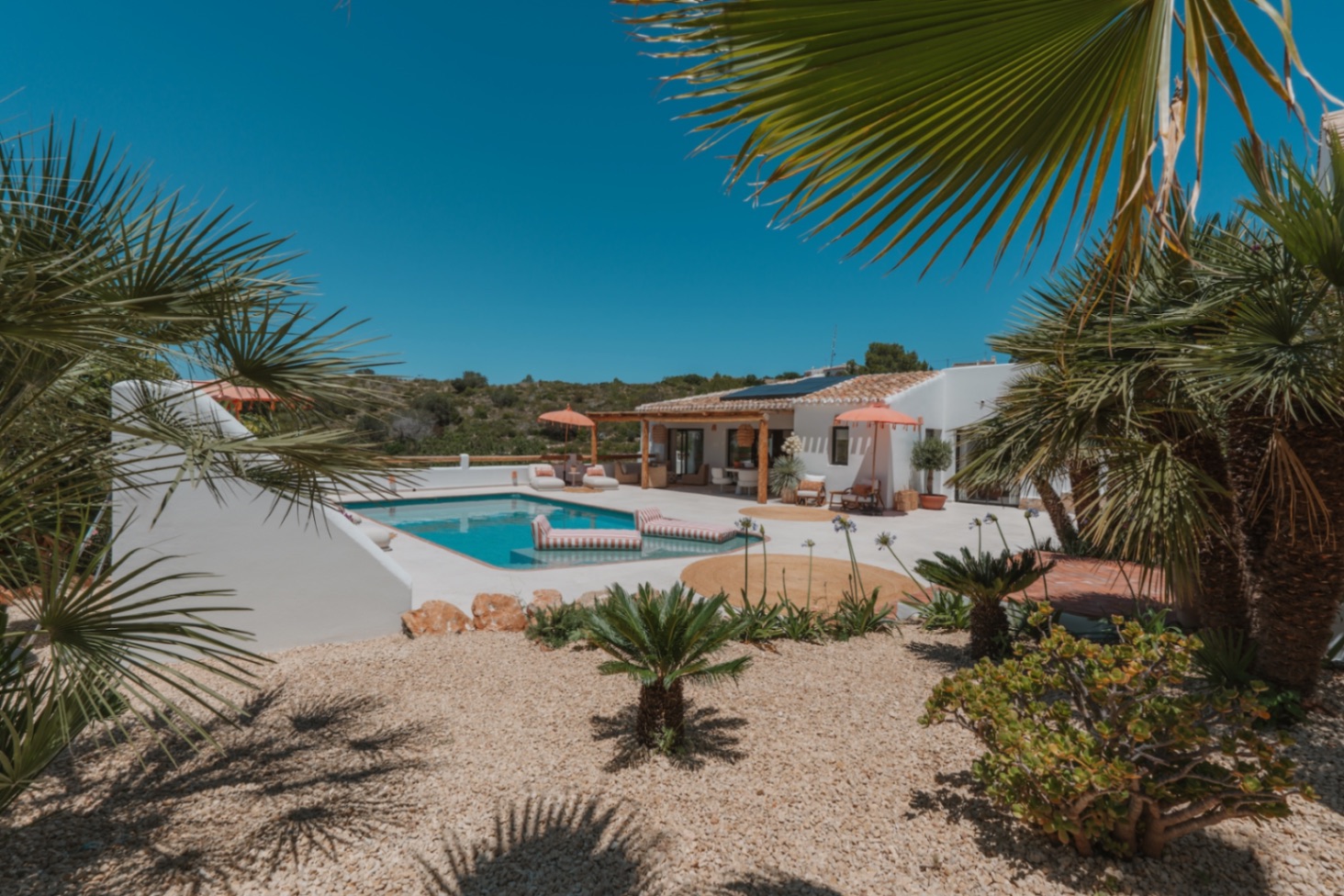Luxury traditionnal 4 bed villa with Panoramic views for sale In Javea Arenal
