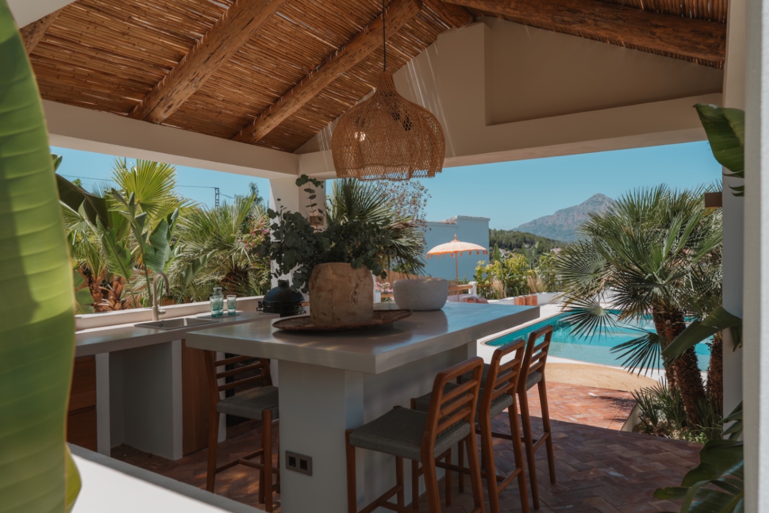 Luxury traditionnal 4 bed villa with Panoramic views for sale In Javea Arenal