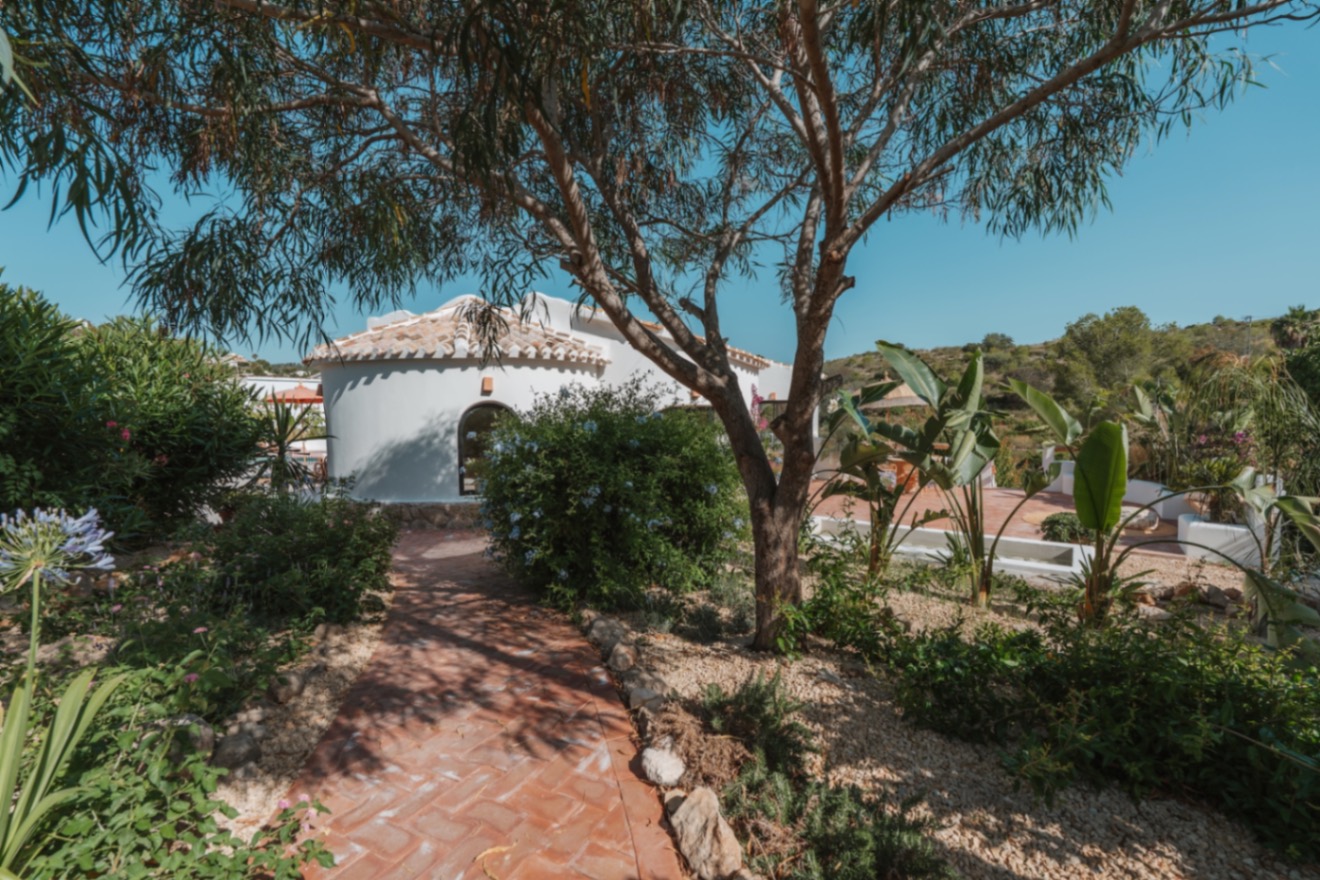 Luxury traditionnal 4 bed villa with Panoramic views for sale In Javea Arenal