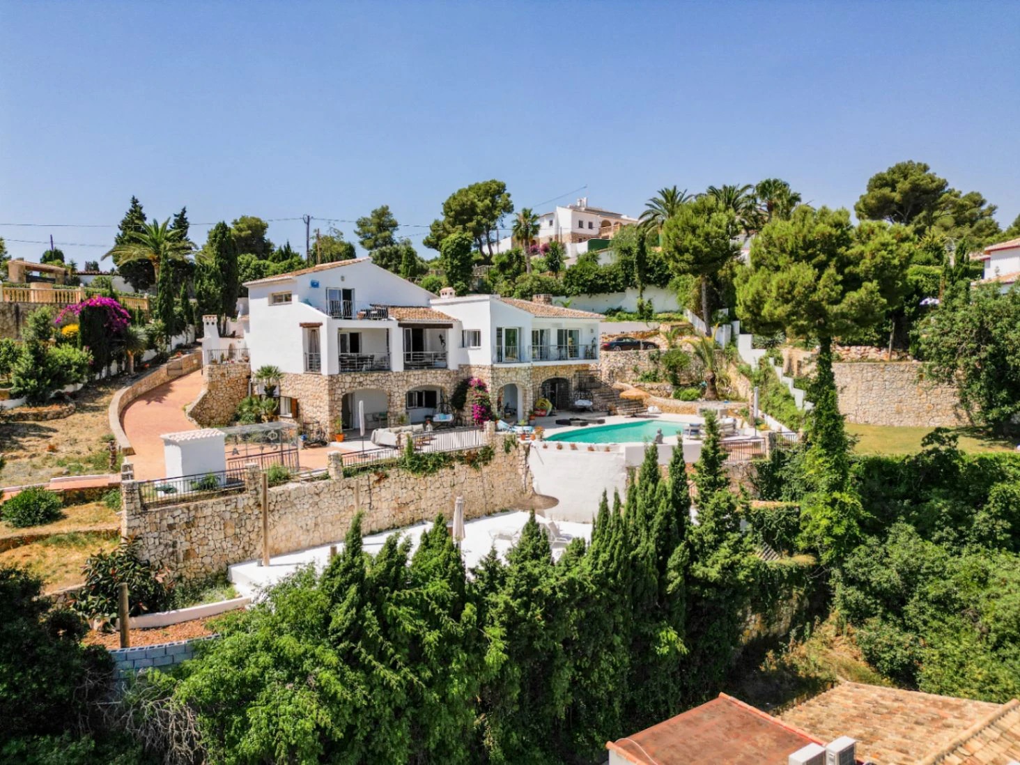 Willa z 5 sypialniami z widokiem na morze na sprzedaż w Javea Granadella