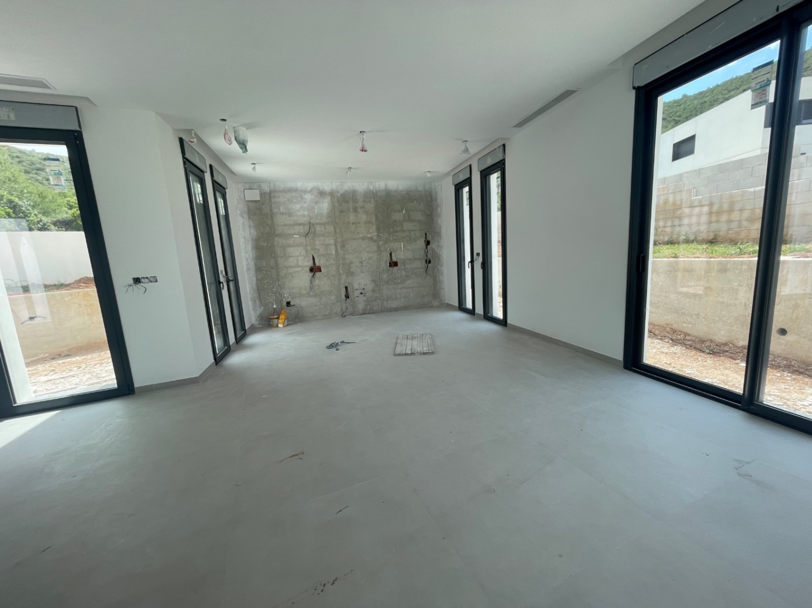 Villa de luxe avec 4 chambres et vues panoramiques à vendre à Javea