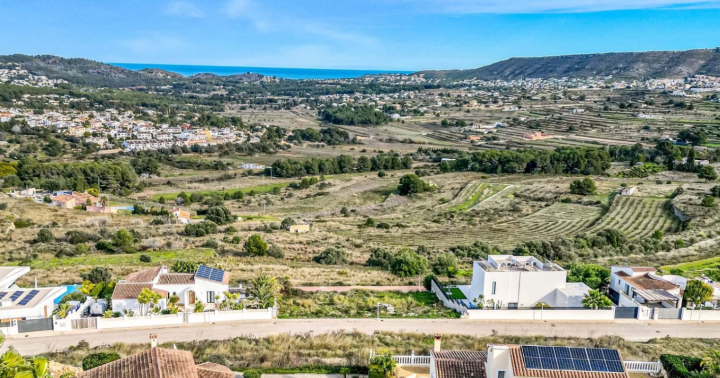 Retraite Méditerranéenne de 3 Chambres avec Vues sur la Mer et les Montagnes — Jávea