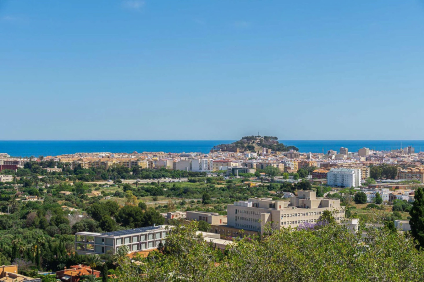 Appartement penthouse de 3 chambres avec vue sur la mer à vendre à Denia