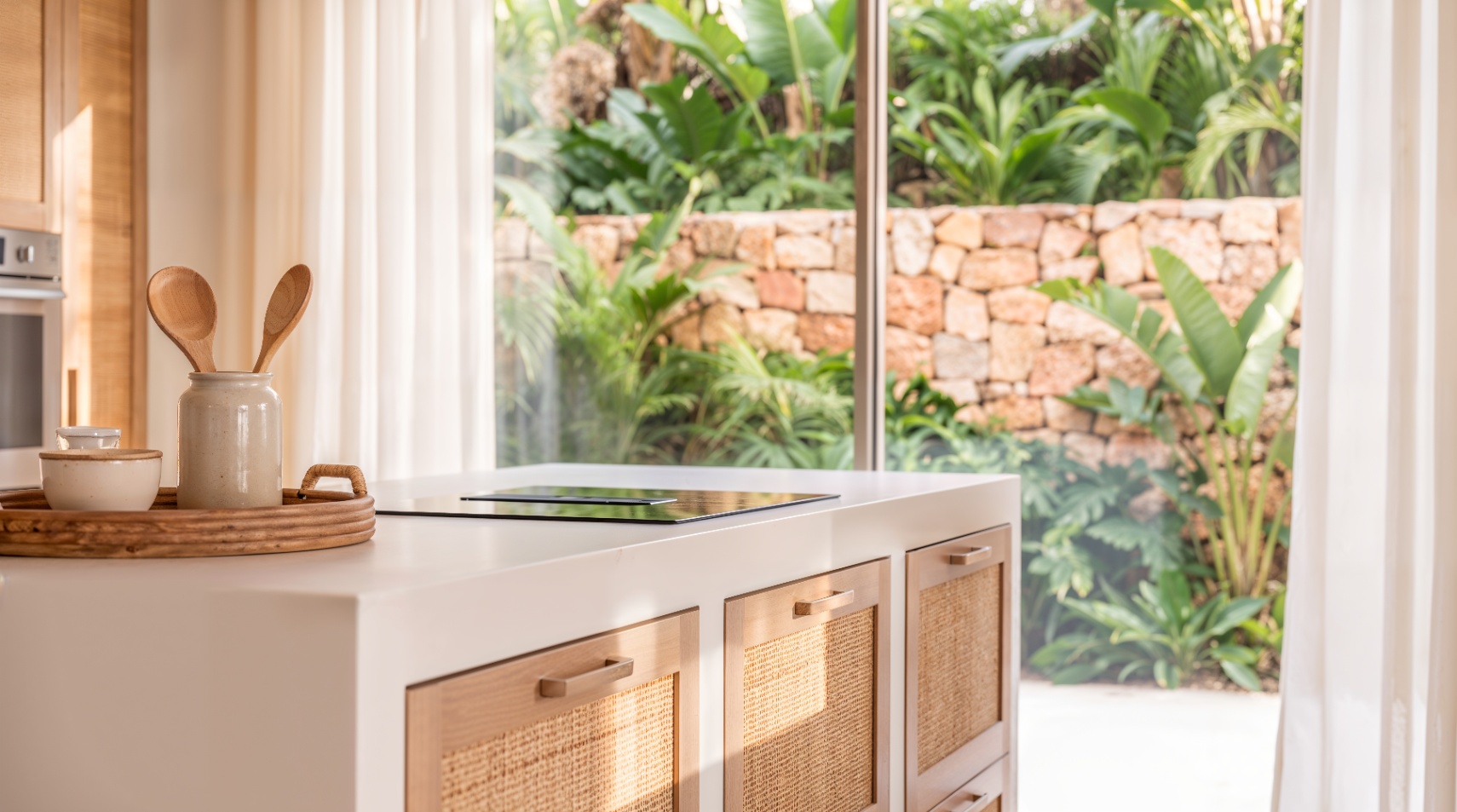 Impresionante villa de 4 dormitorios orientada al sur con vistas abiertas en la codiciada zona de Montgó en Jávea, Montgó - Ermita