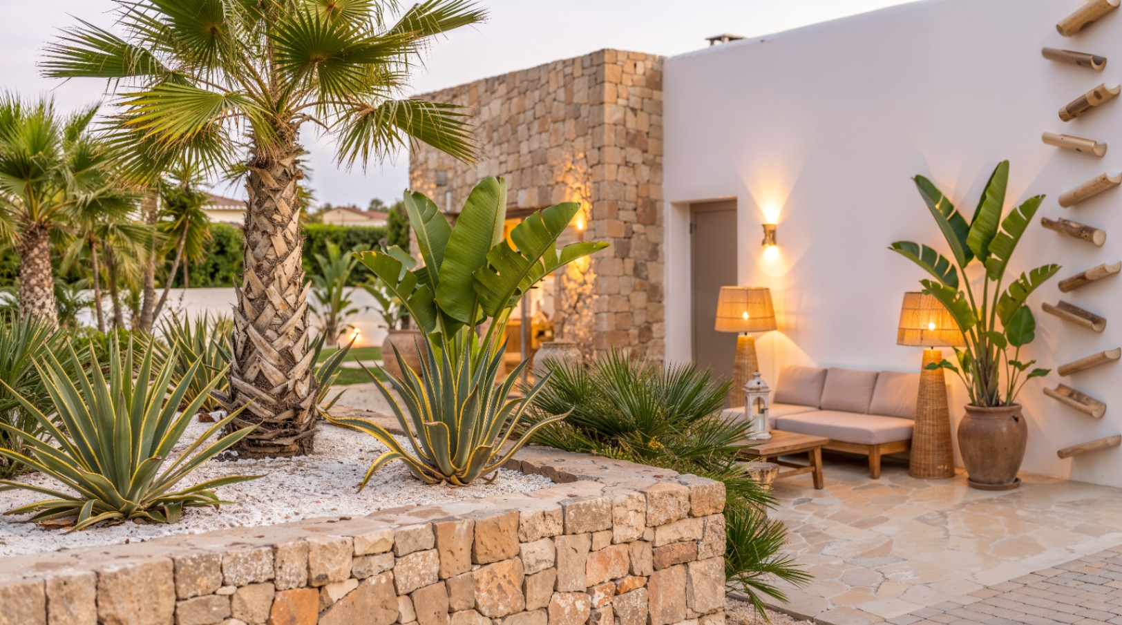 Impresionante villa de 4 dormitorios orientada al sur con vistas abiertas en la codiciada zona de Montgó en Jávea, Montgó - Ermita