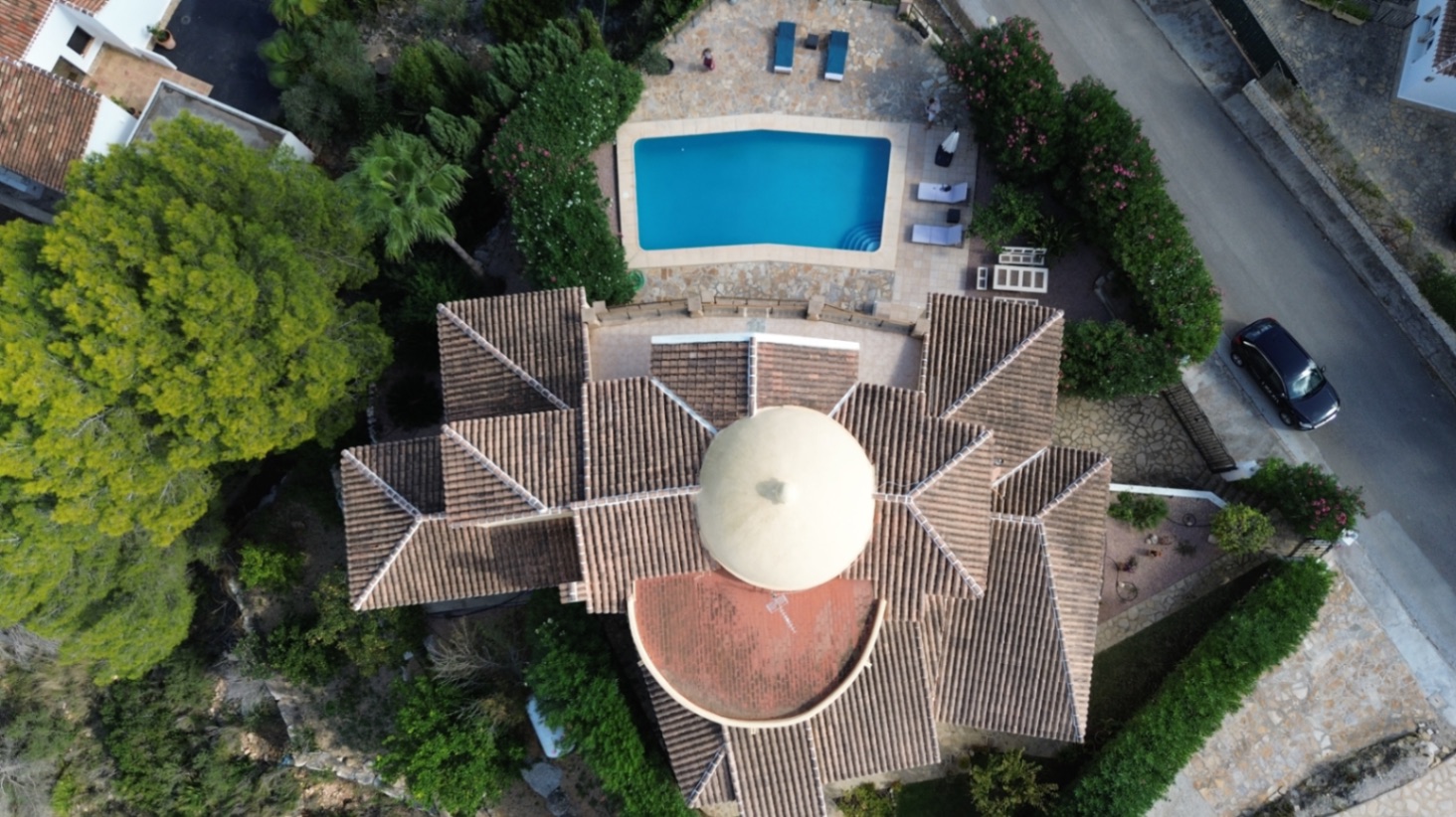 Mediterrane Villa met Panoramisch Zee- en Montgözicht in Jávea