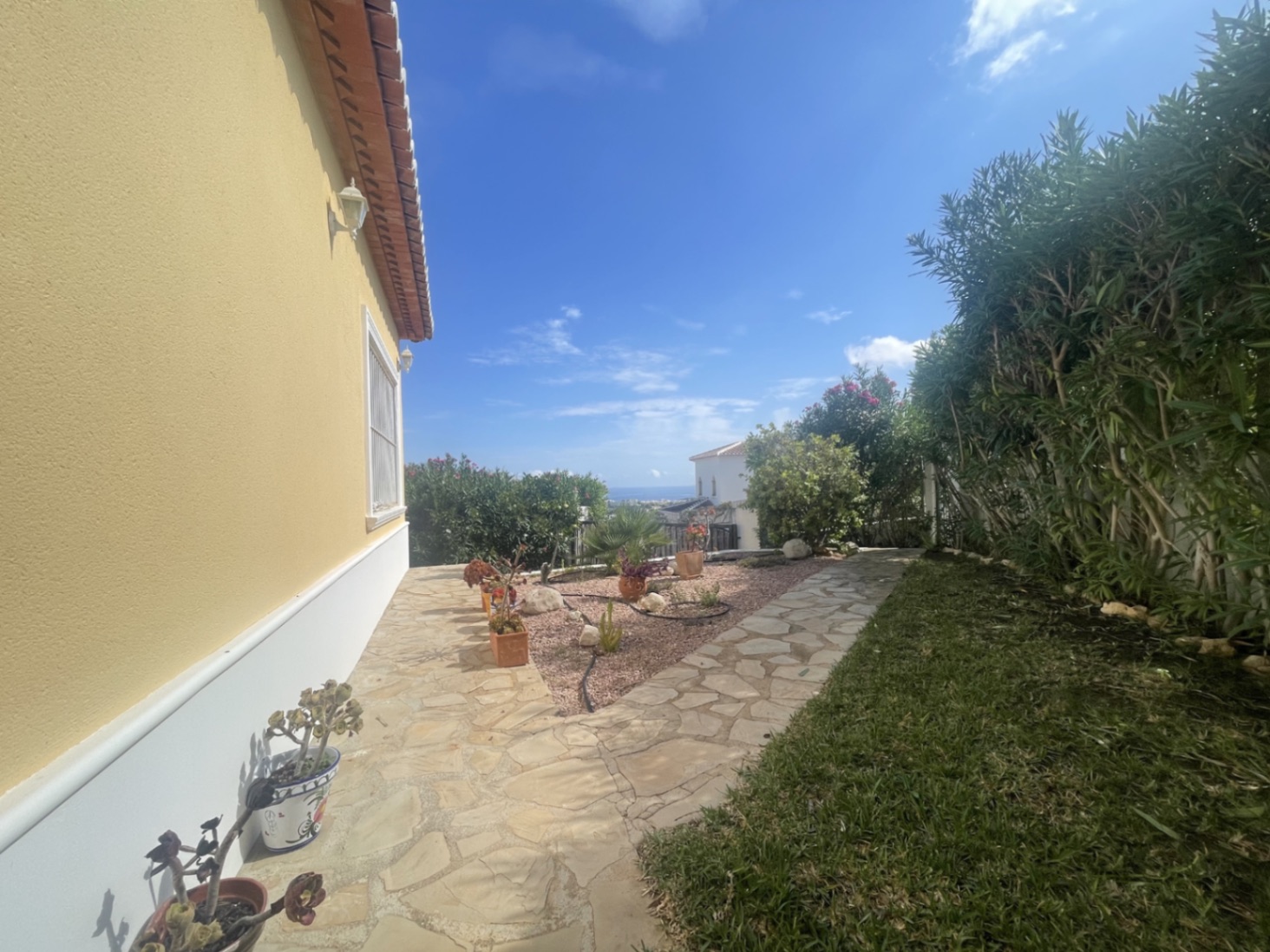 Mediterrane Villa met Panoramisch Zee- en Montgözicht in Jávea