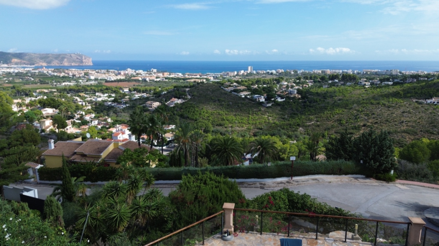 Mediterrane Villa met Panoramisch Zee- en Montgözicht in Jávea