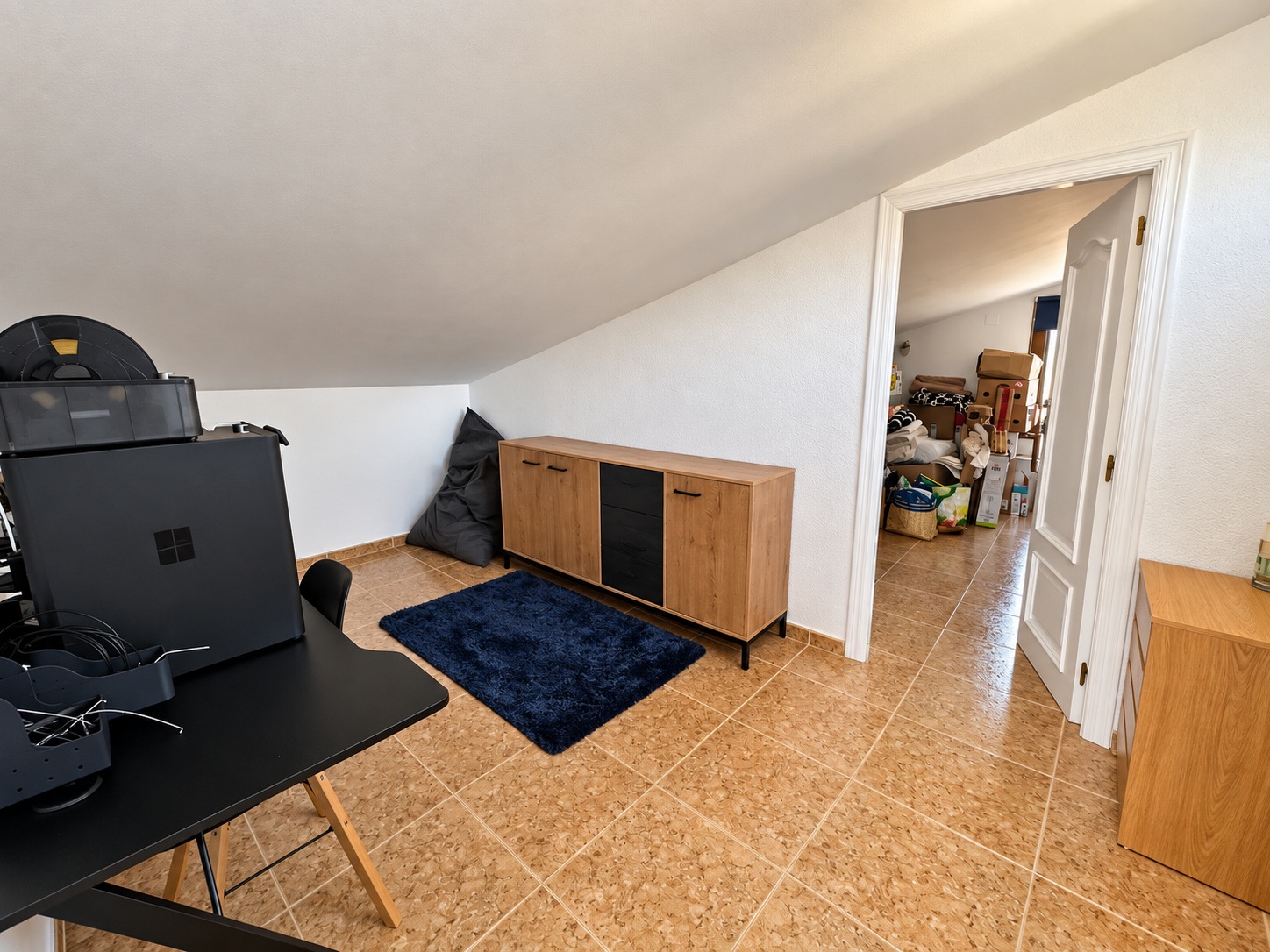 Charmante villa de 6 chambres à vendre à Javea, près de la vieille ville et de l'école internationale.