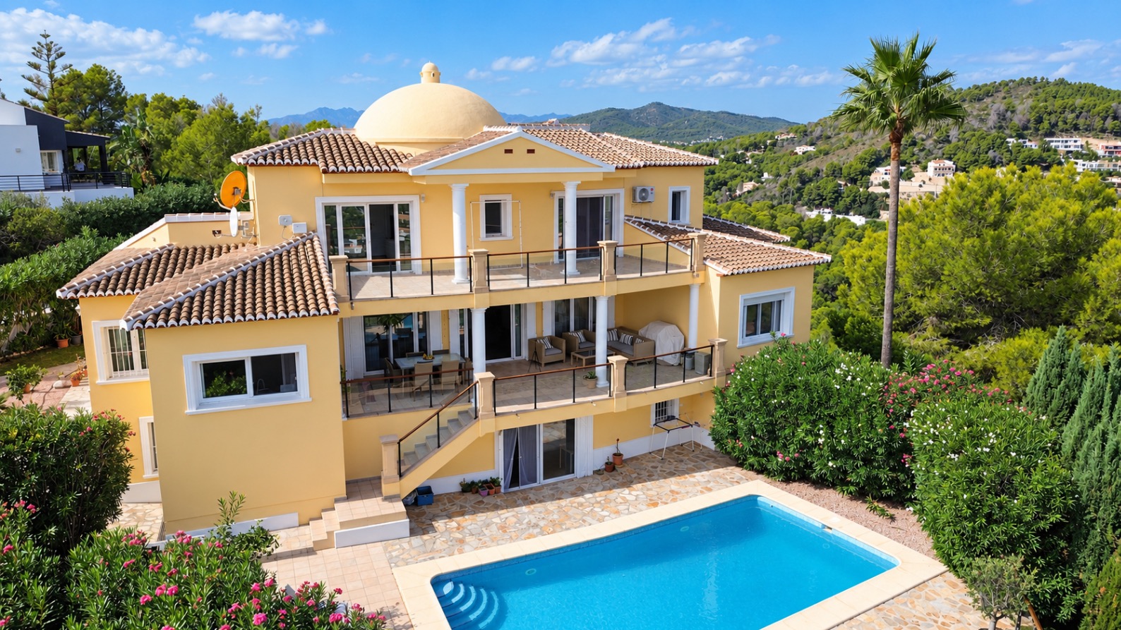 Villa Méditerranéenne avec Vue Panoramique sur la Mer et le Montgo à Jávea