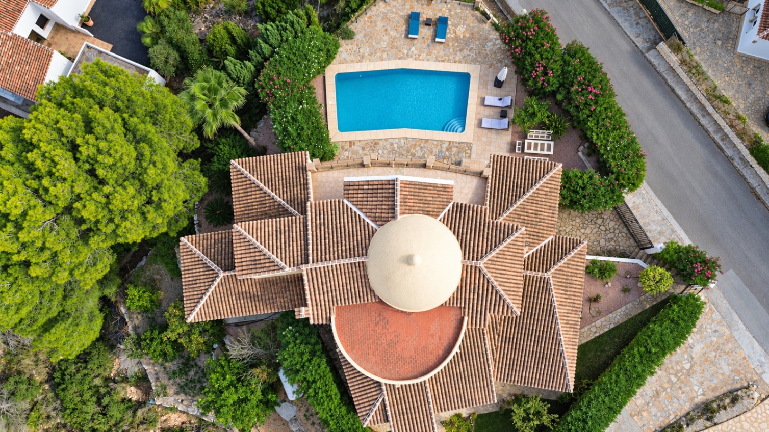 Villa Méditerranéenne avec Vue Panoramique sur la Mer et le Montgo à Jávea