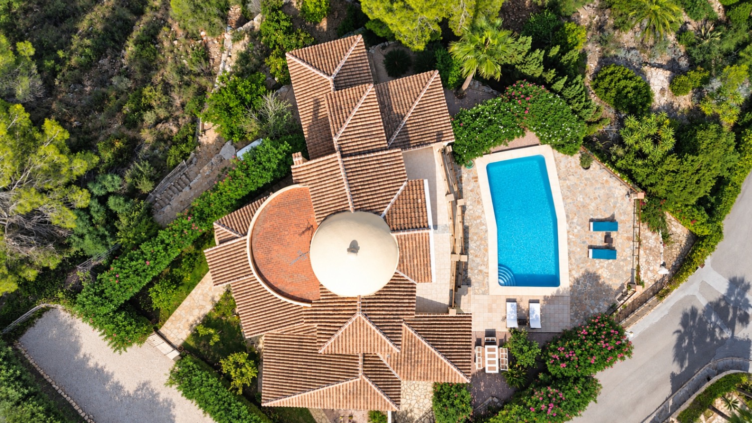 Villa Méditerranéenne avec Vue Panoramique sur la Mer et le Montgo à Jávea