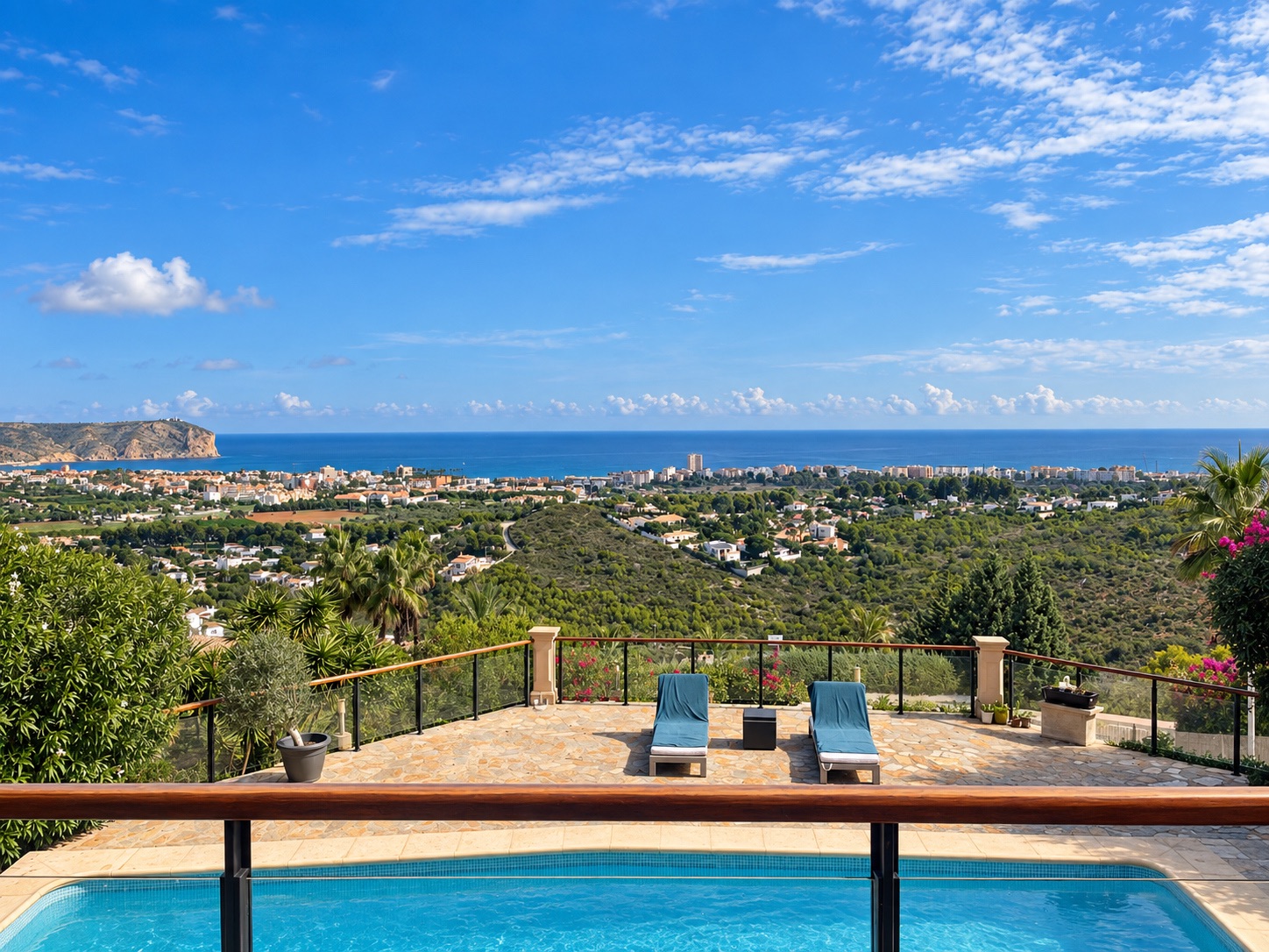 Villa Méditerranéenne avec Vue Panoramique sur la Mer et le Montgo à Jávea