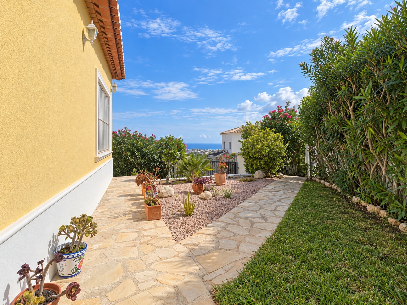 Villa Méditerranéenne avec Vue Panoramique sur la Mer et le Montgo à Jávea