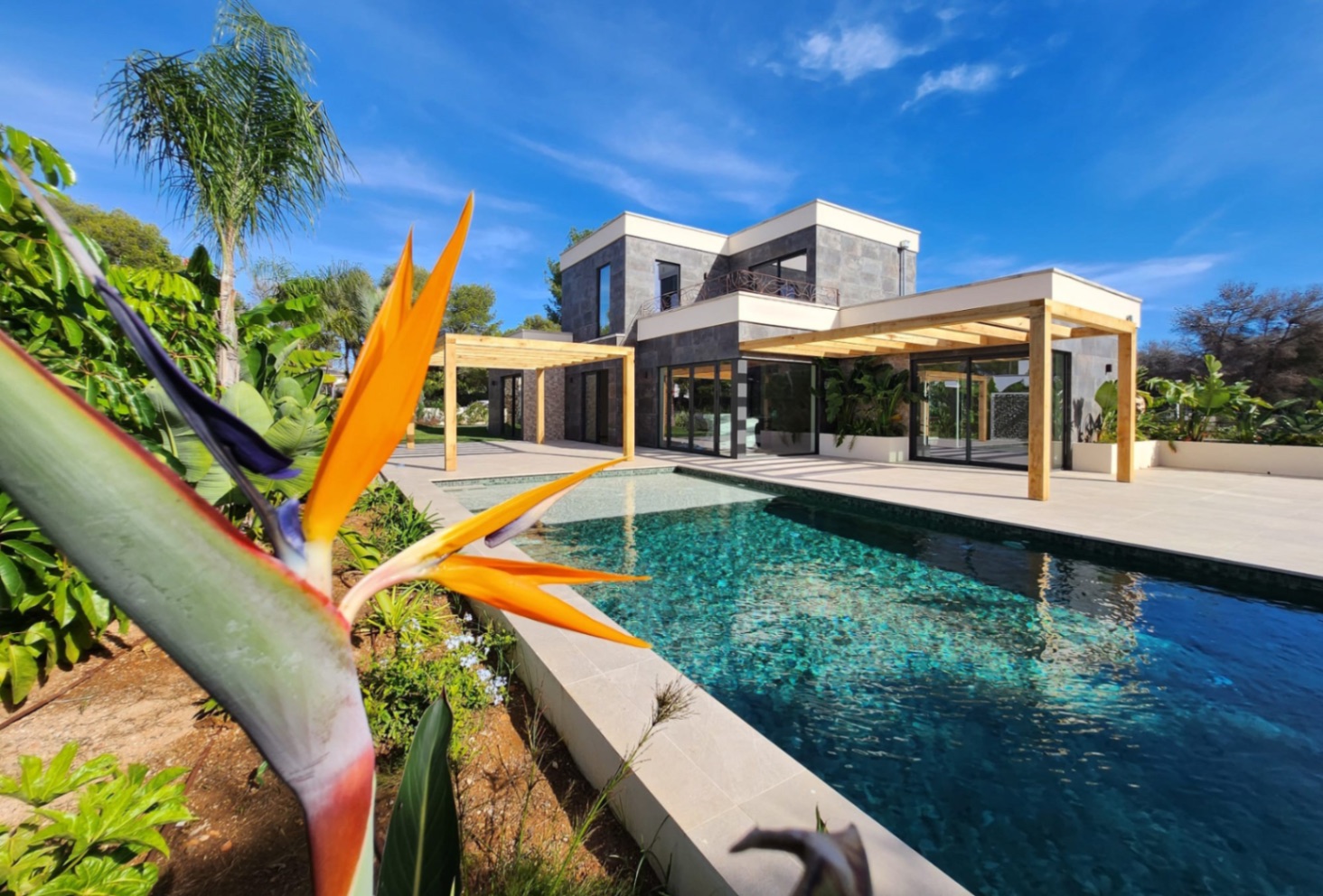 Luxury 3 bed villa for sale in Javea la guardia park