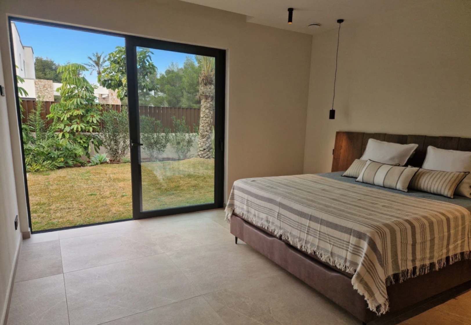 Luxury 3 bed villa for sale in Javea la guardia park