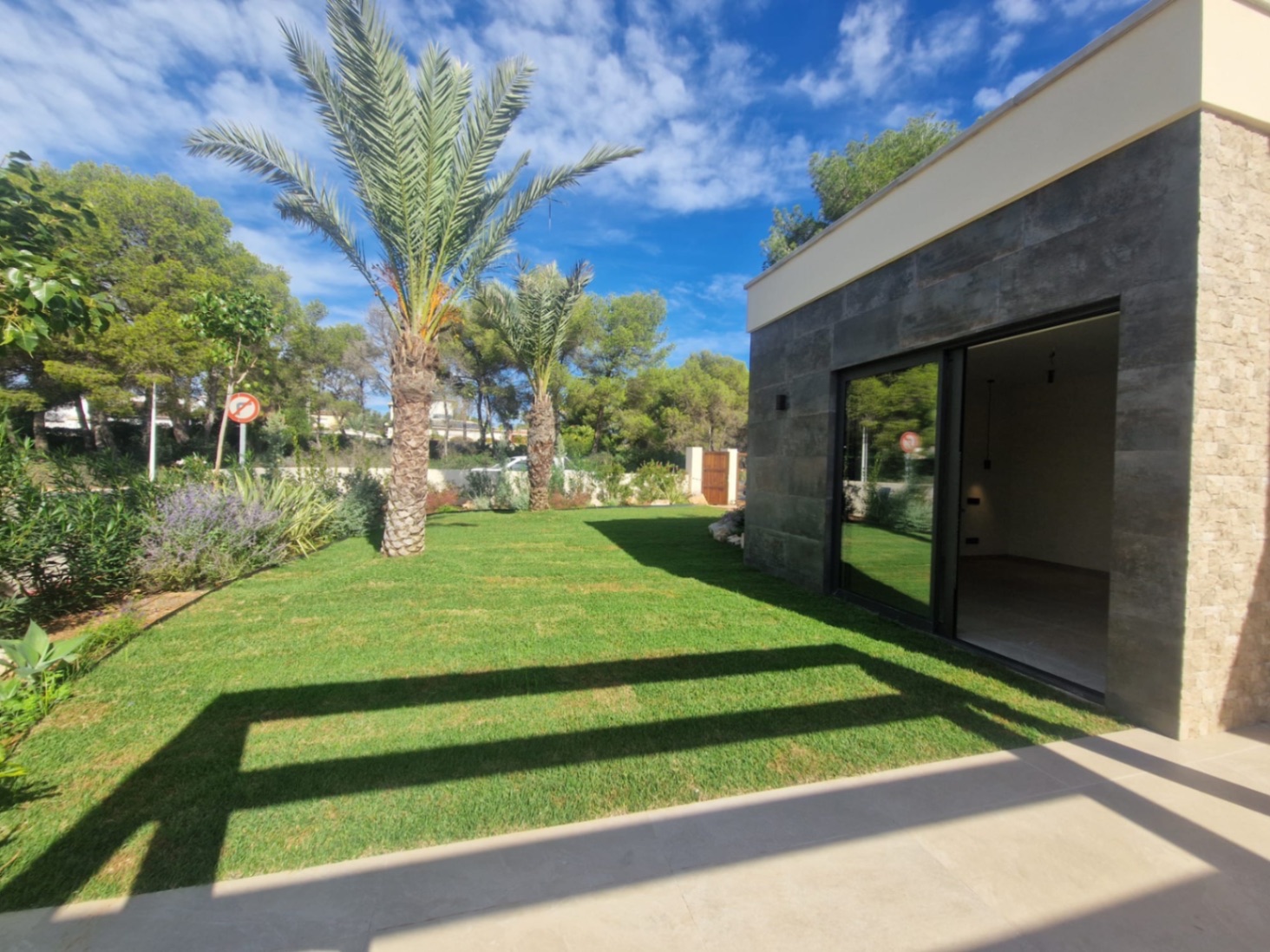 Luxury 3 bed villa for sale in Javea la guardia park
