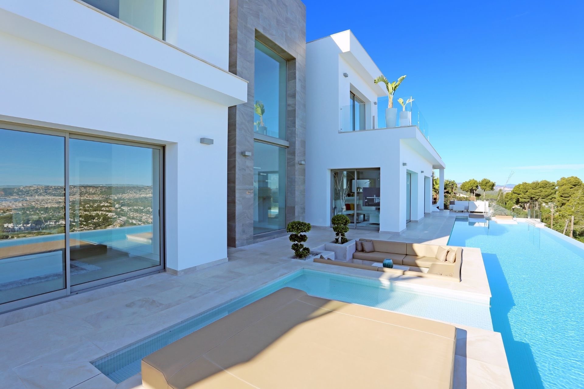 Villa de lujo de 4 dormitorios vista excepcional en venta Javea