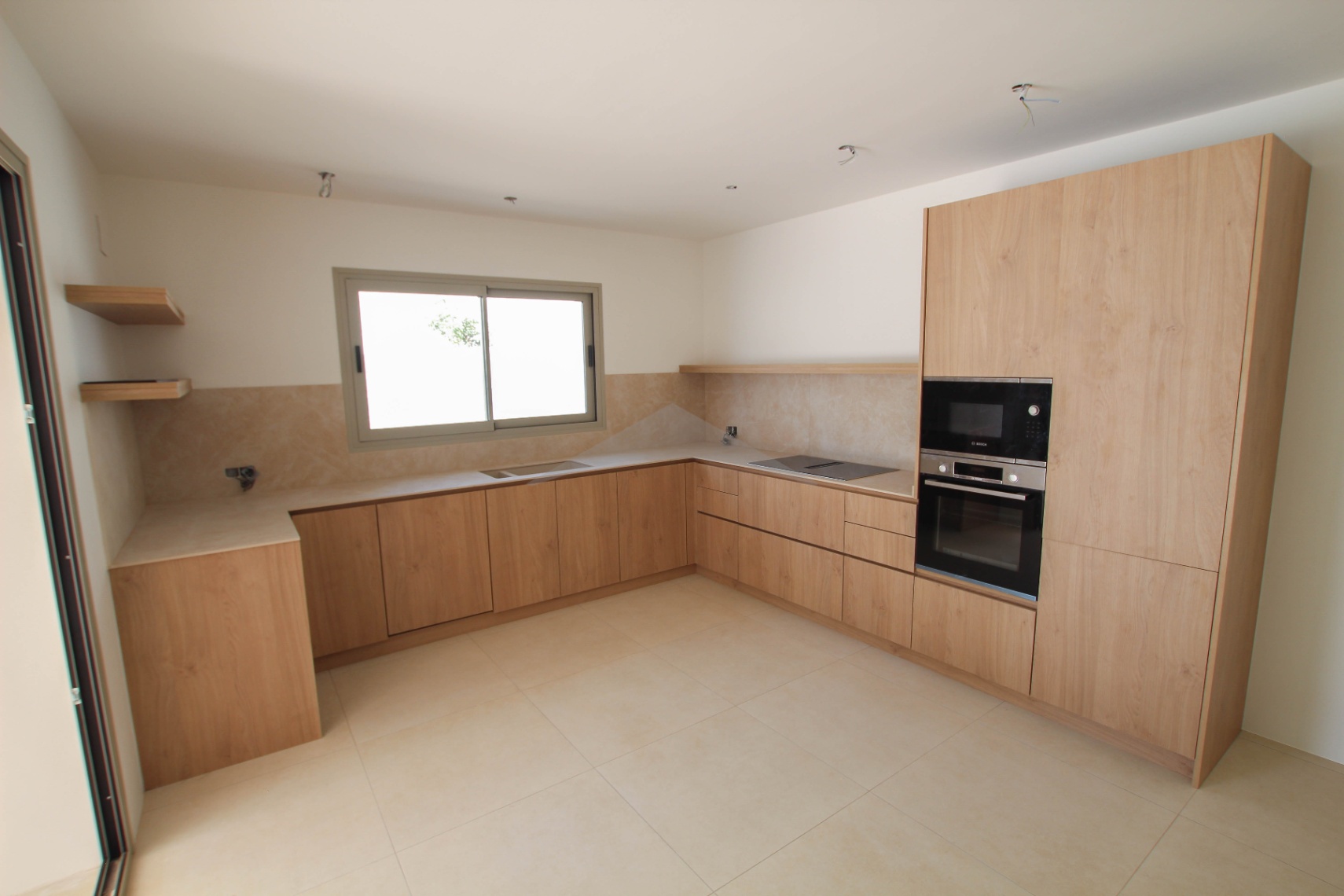 Atemberaubende Neubauvilla mit 3 Schlafzimmern zum Verkauf in Moraira Cap Blanc