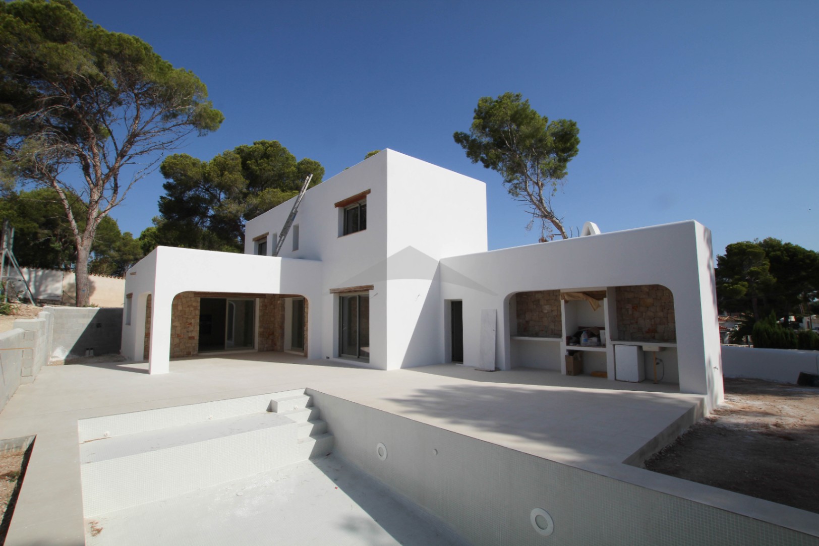 Atemberaubende Neubauvilla mit 3 Schlafzimmern zum Verkauf in Moraira Cap Blanc