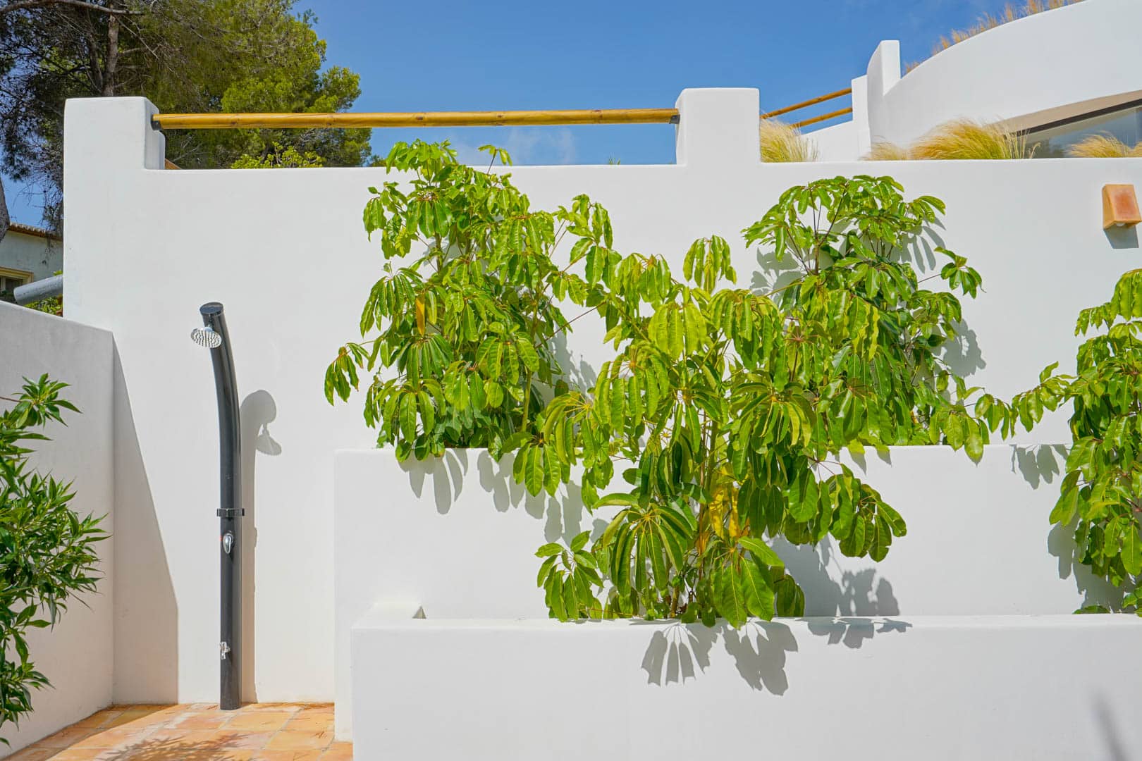 Villa in Ibicenco-stijl met 5 slaapkamers en uitzicht op zee te koop in Javea