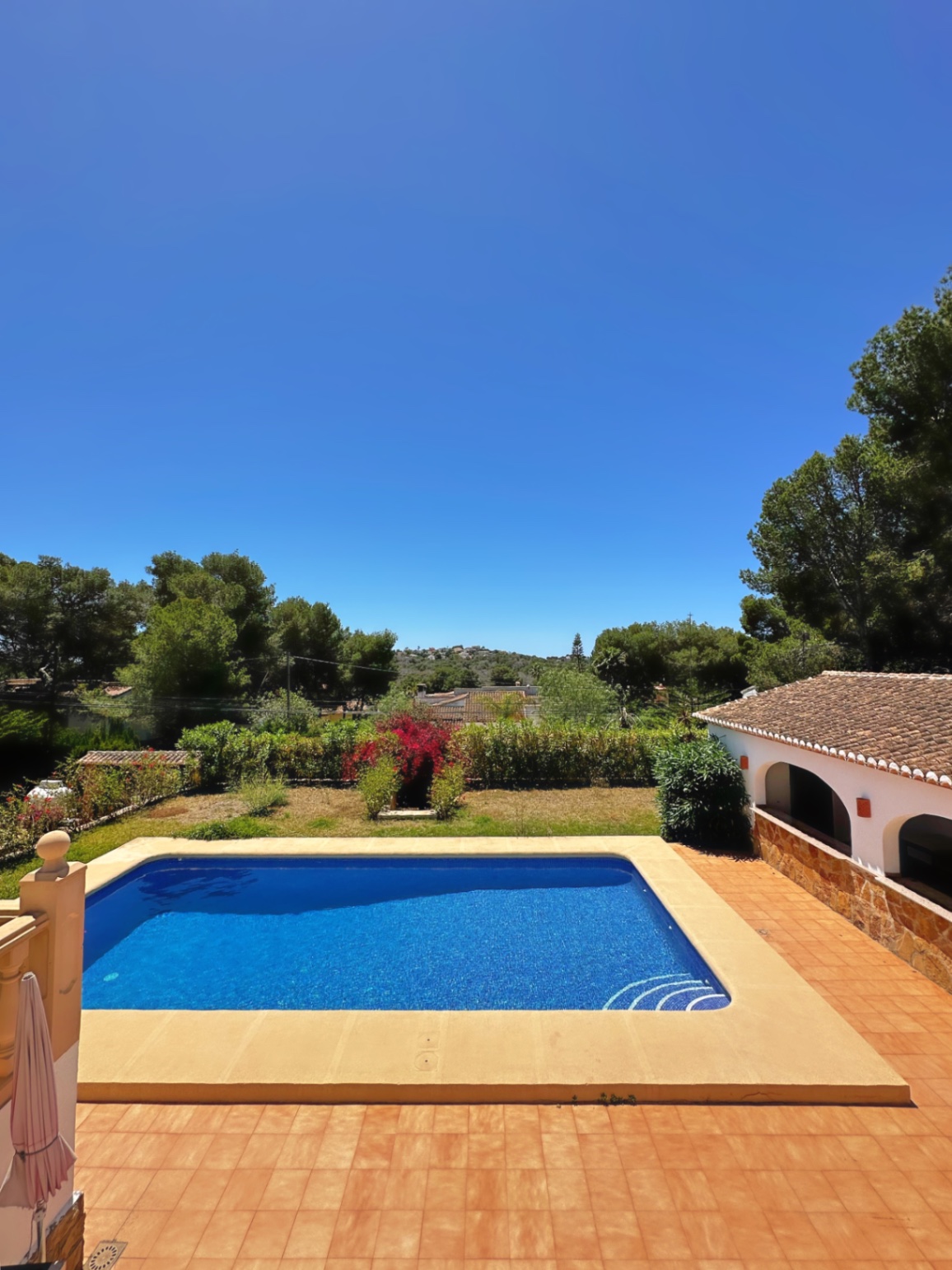 Charming Mediterranean villa with 4 bedrooms for sale in Jávea - Close to beaches and restaurants
