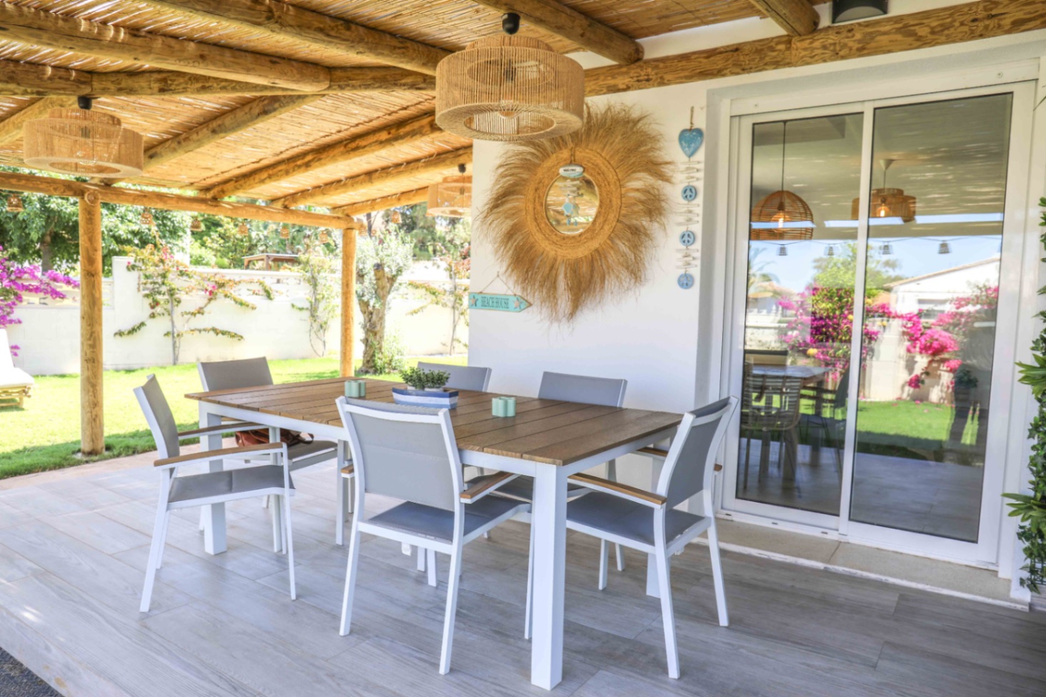3-Zimmer-Villa in einer Luxusanlage mit Pool zu verkaufen in Denia Montgo - In der Nähe von Restaurants und Stränden
