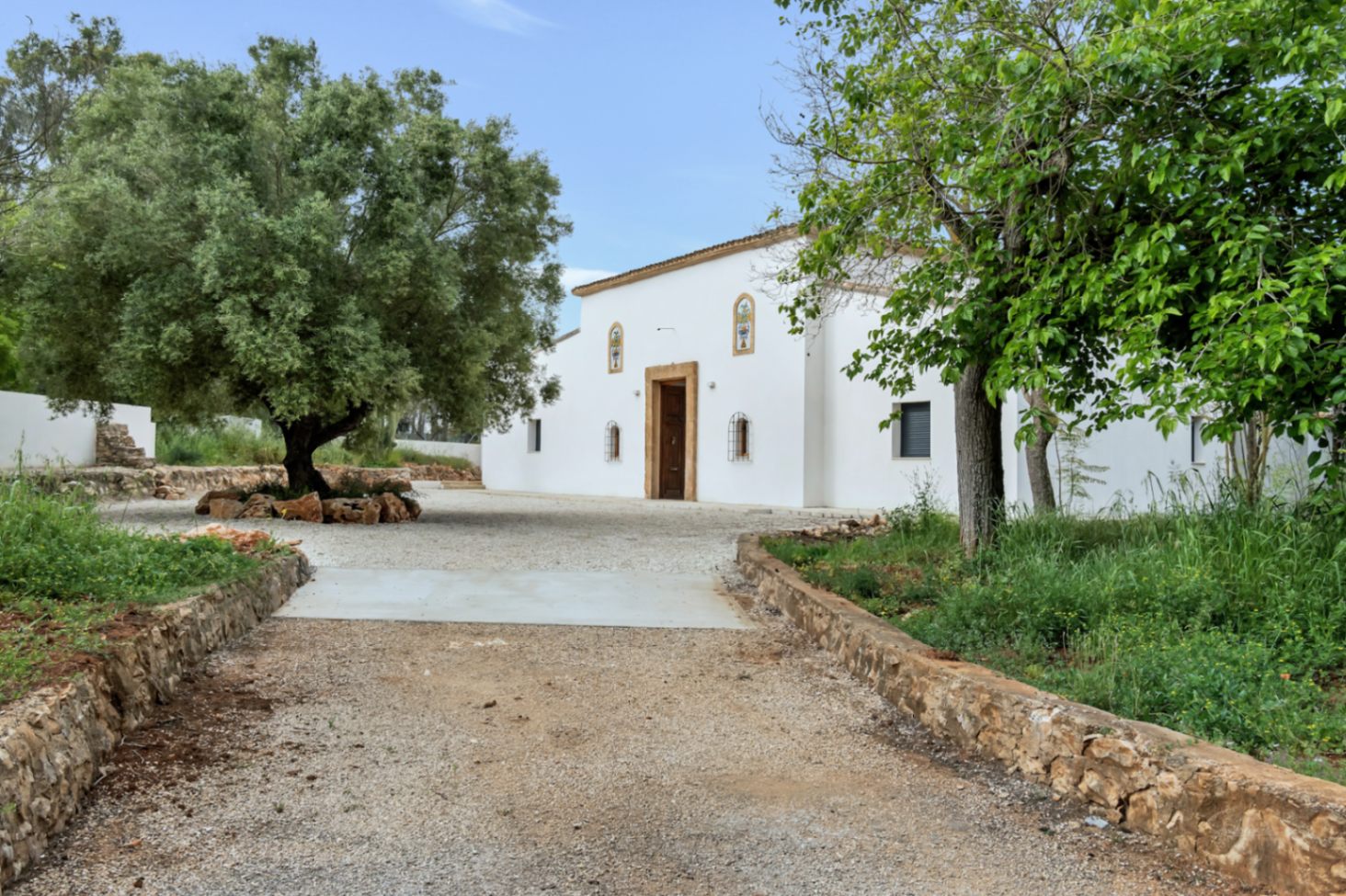 Magnificent fully renovated estate for sale in Jávea.