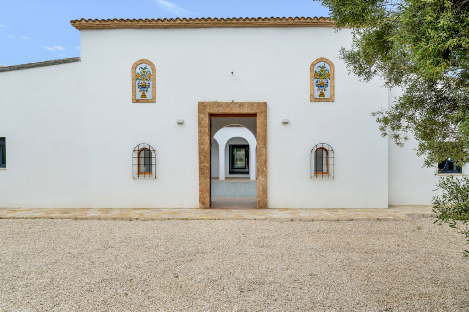 Magnificent fully renovated estate for sale in Jávea.