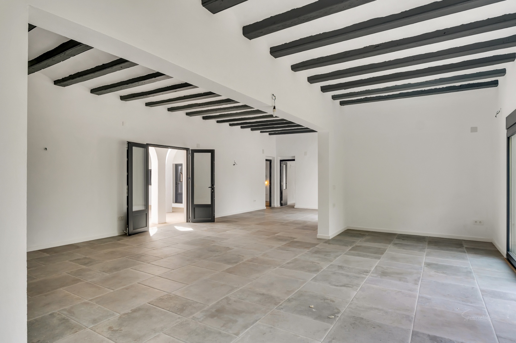 Magnificent fully renovated estate for sale in Jávea.