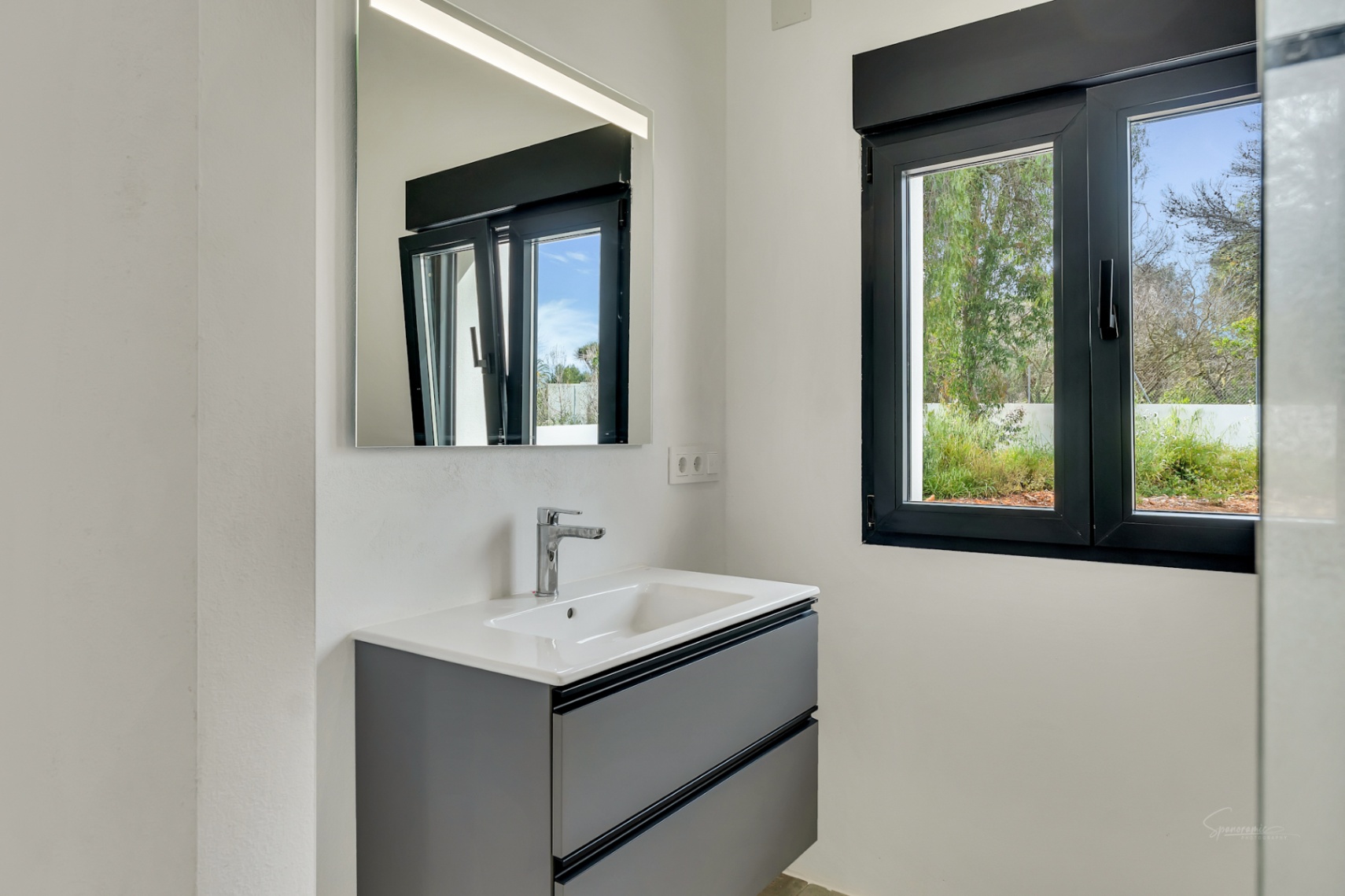 Magnificent fully renovated estate for sale in Jávea.