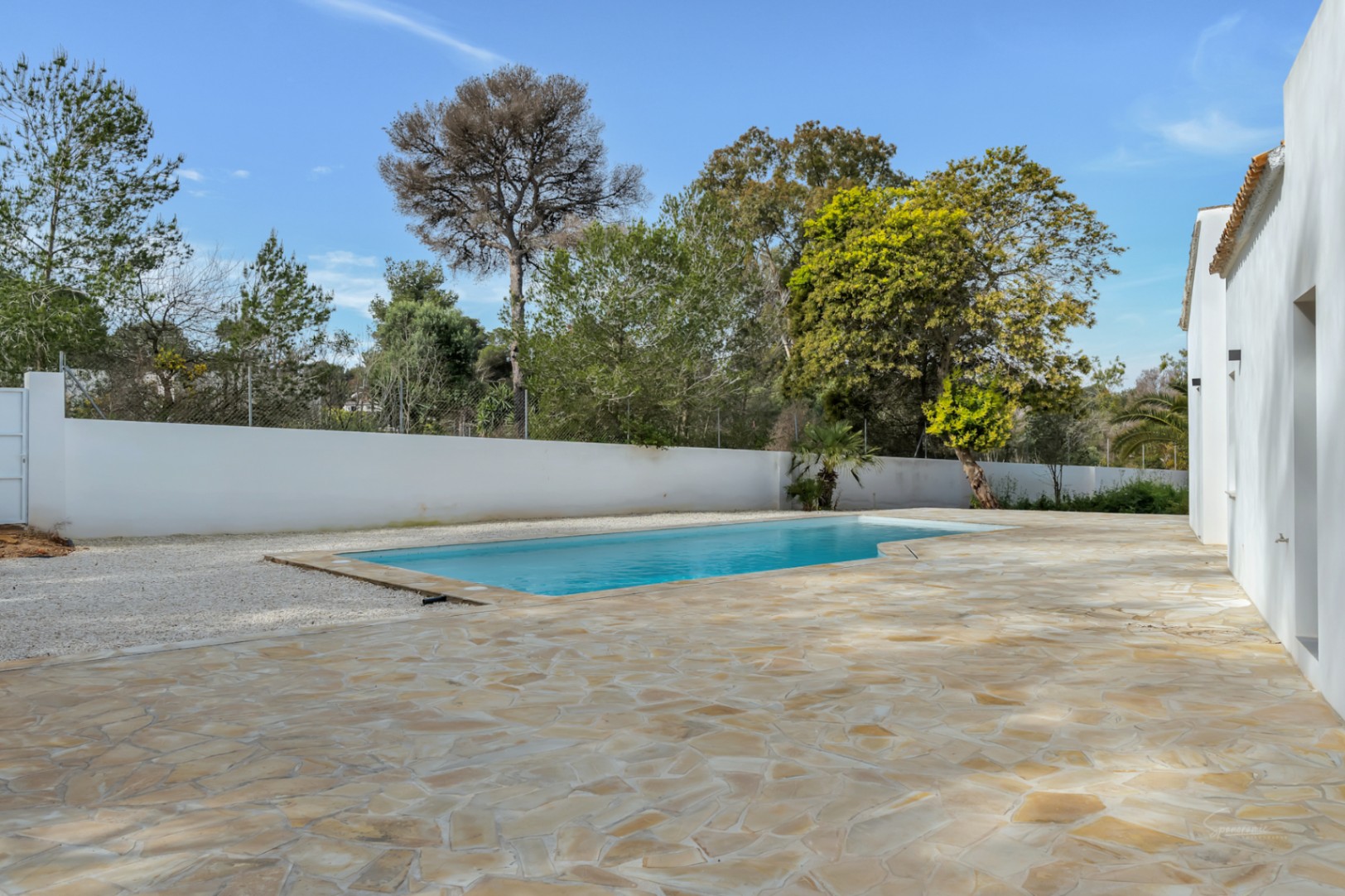 Magnificent fully renovated estate for sale in Jávea.